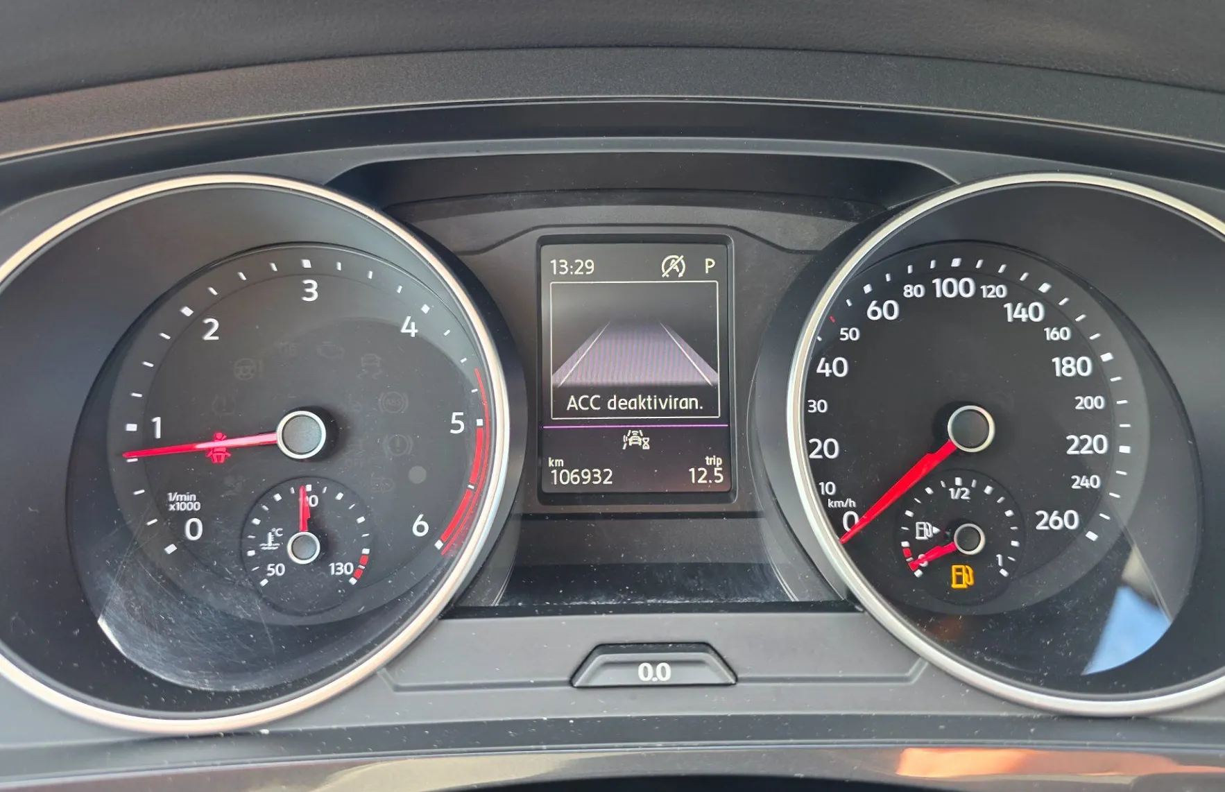 Zunanja slika - Volkswagen Tiguan - 2.0 TDI BMT Life DSG. oprema v opombah - 13