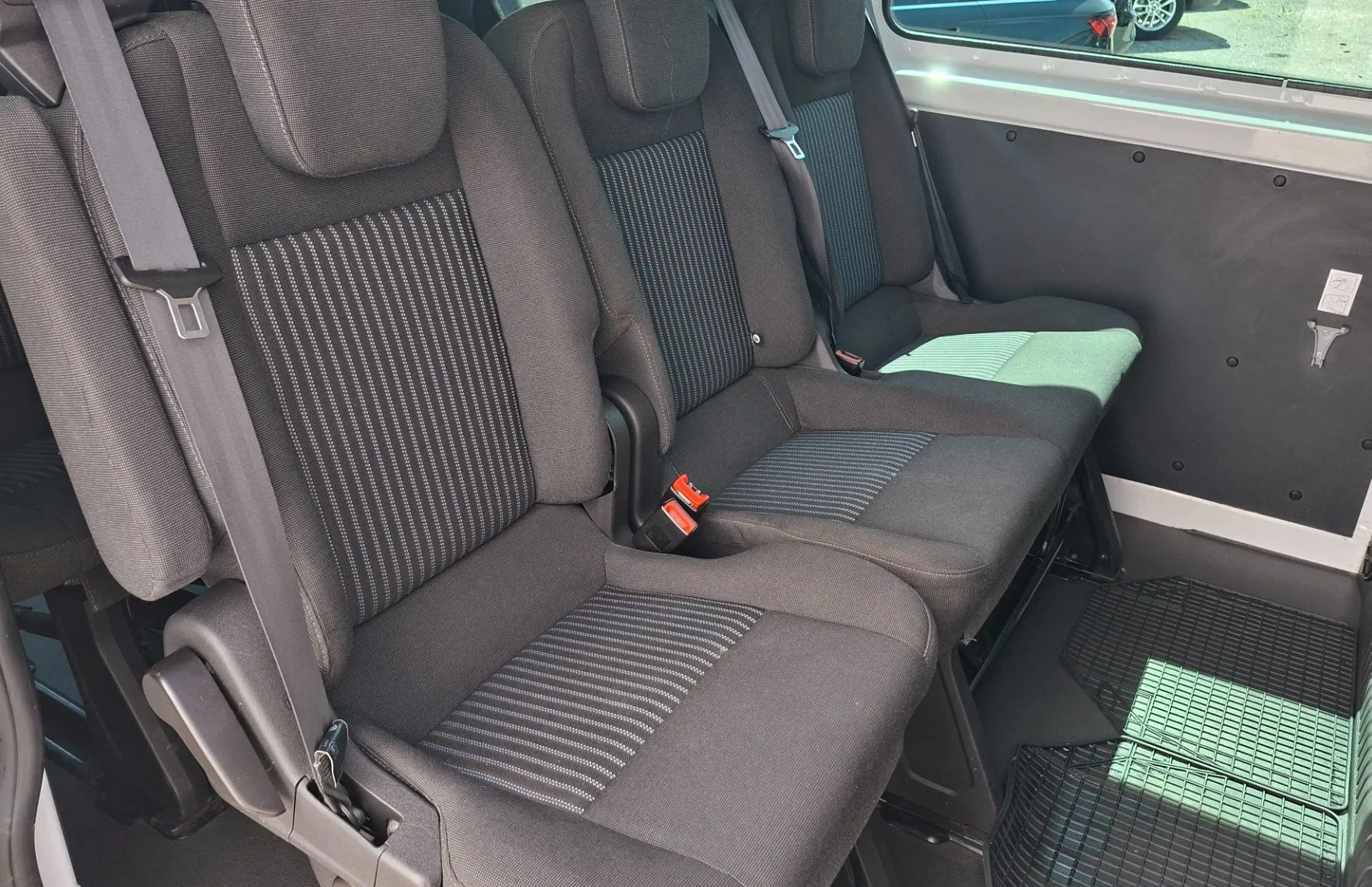 Zunanja slika - Ford Transit Custom - 2.0 TDCI L2H1 - 9