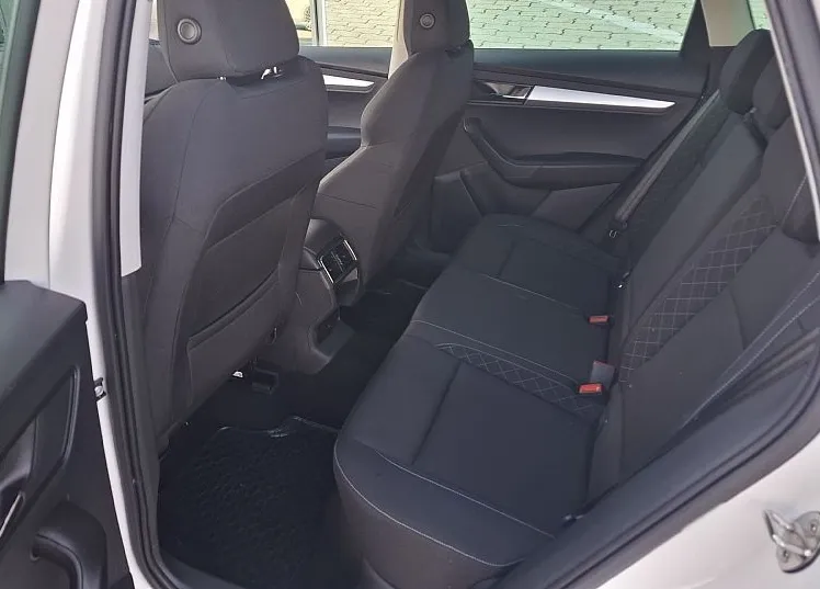 Zunanja slika - Škoda Karoq - Ambition 1.6 TDI-OPR.GLAVNI SERVIS - 6