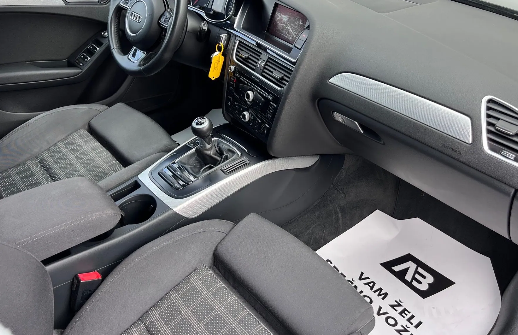 Zunanja slika - Audi A4 - Avant 2.0 TDI S-LINE+Style Sport 110  150 +ACC+AUTOHOLD - 16