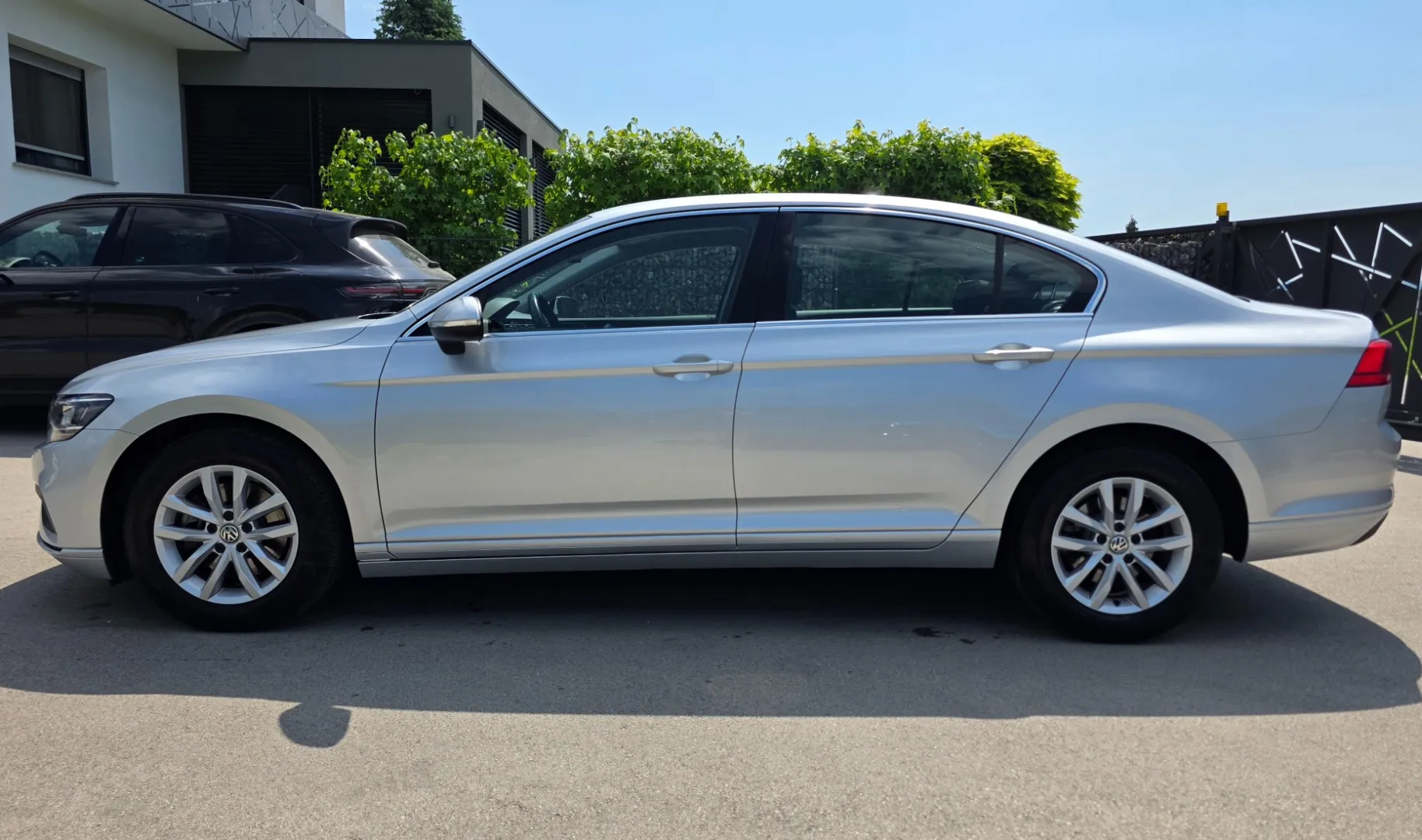 Zunanja slika - Volkswagen Passat - 2,0 TDI BMT Connect DSG - 2