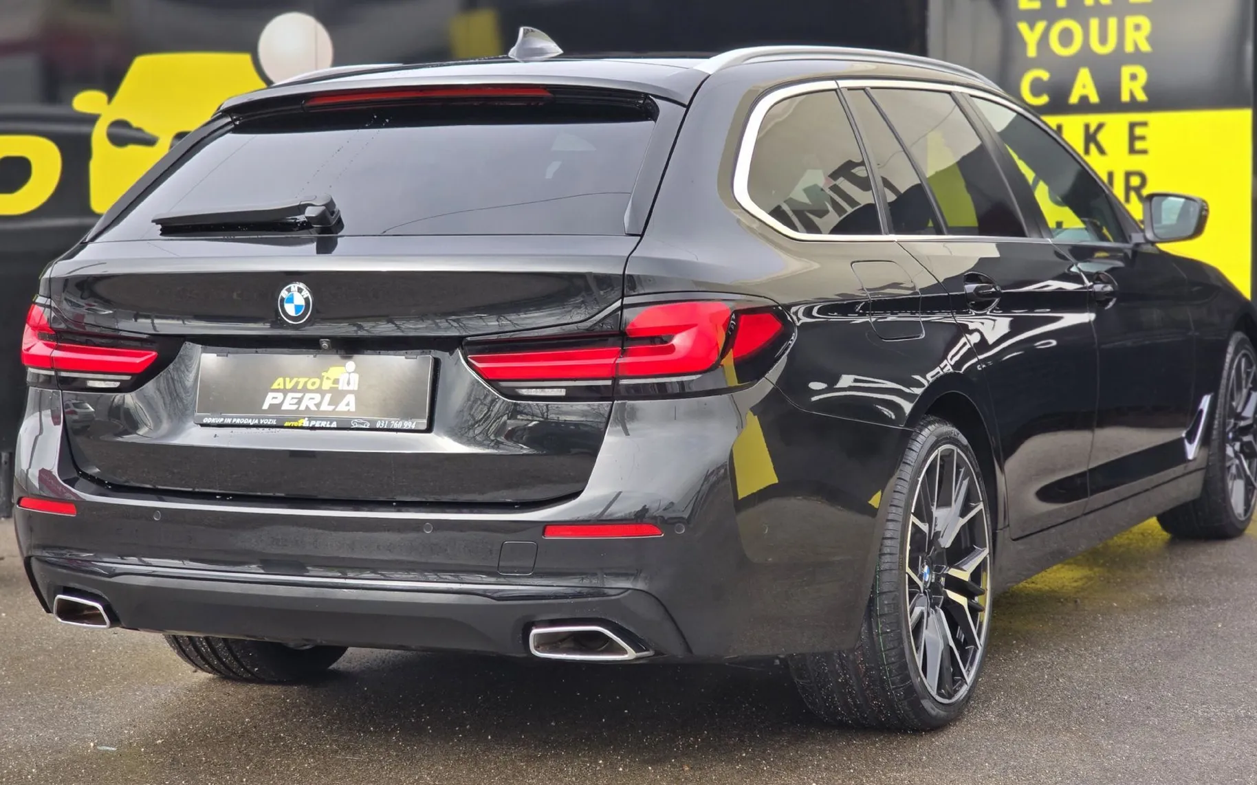 Zunanja slika - BMW Serija 5 - Touring: 520 d 2.0 140KW-M-NEMŠKI-KOT NOV-ALU 20 - 5