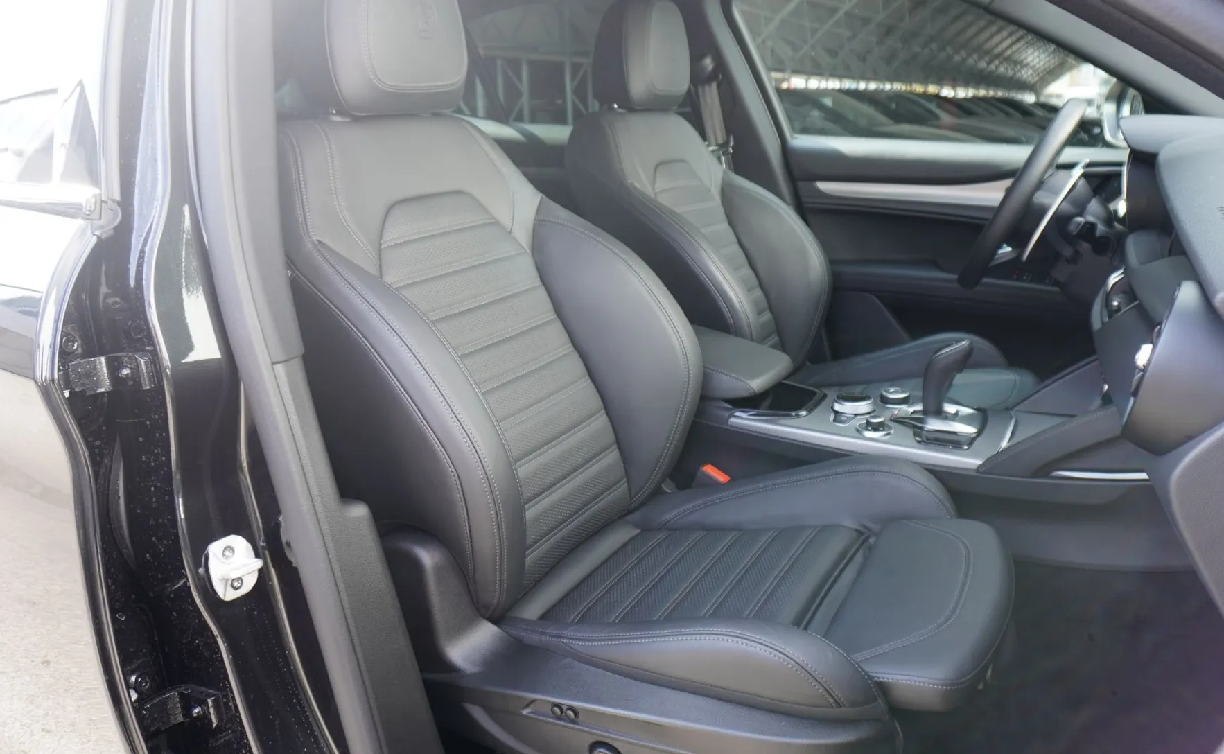Zunanja slika - Alfa Romeo Stelvio - Veloce 2.0 Turbo 280 Q4 - 11