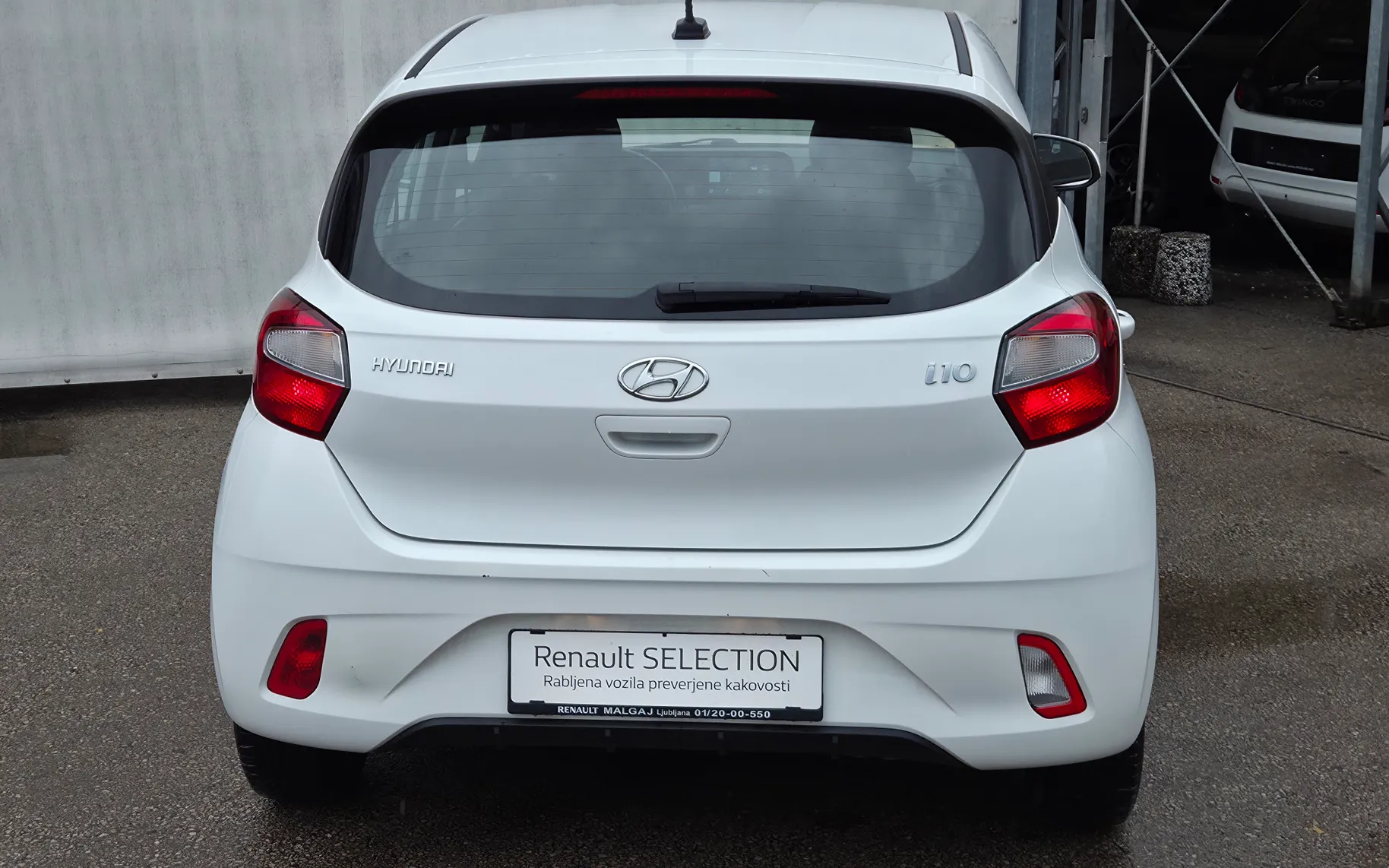 Zunanja slika - Hyundai i10 - 1.0 Style KLIMA-1.LASTNIK-TOUCH SCREEN-LANE ASSIST - 7