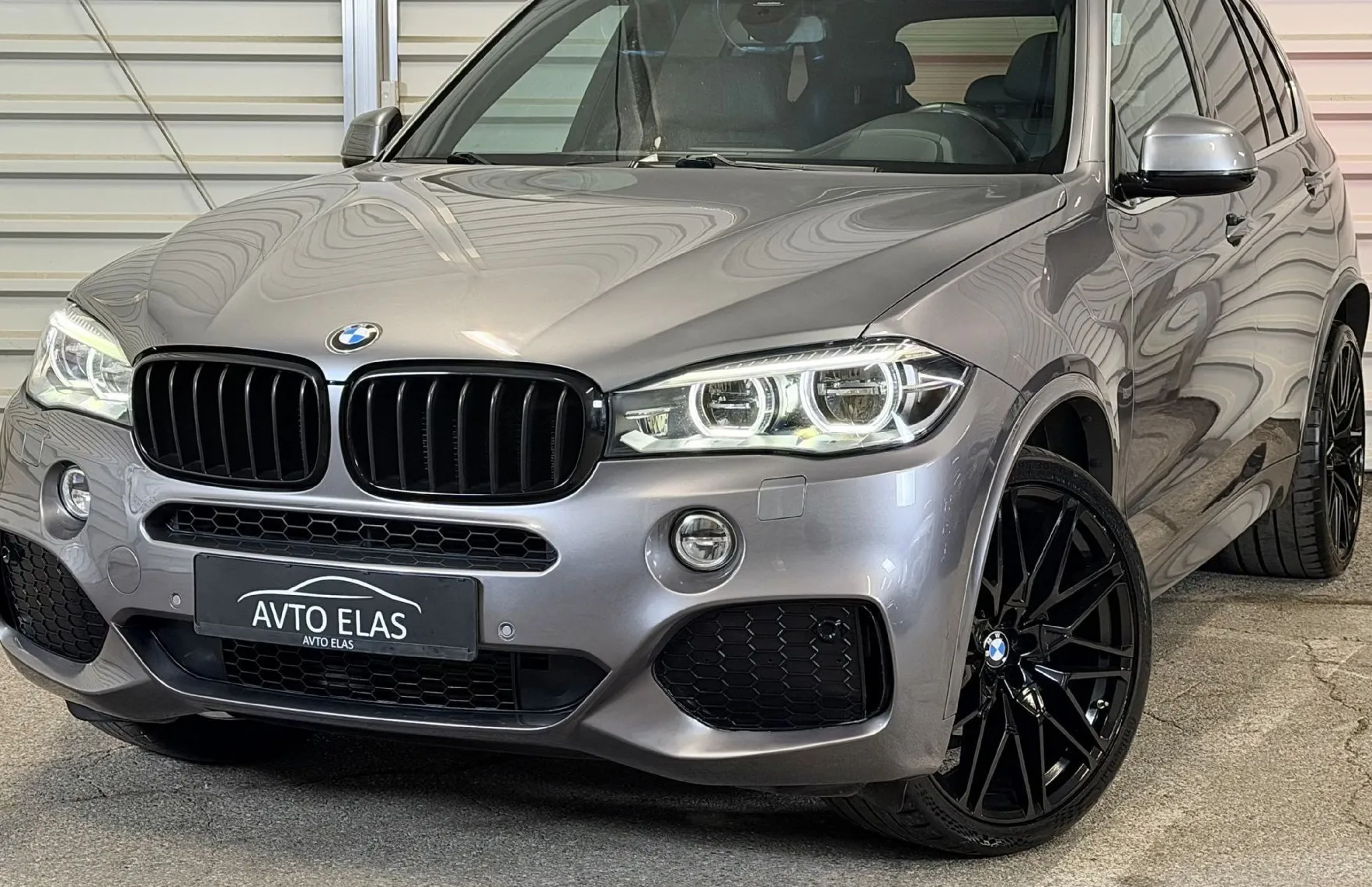Zunanja slika - BMW X5 - serija : XDRIVE - PANO - HUD - GRET. SED. - KLJUKA - KAME - 1