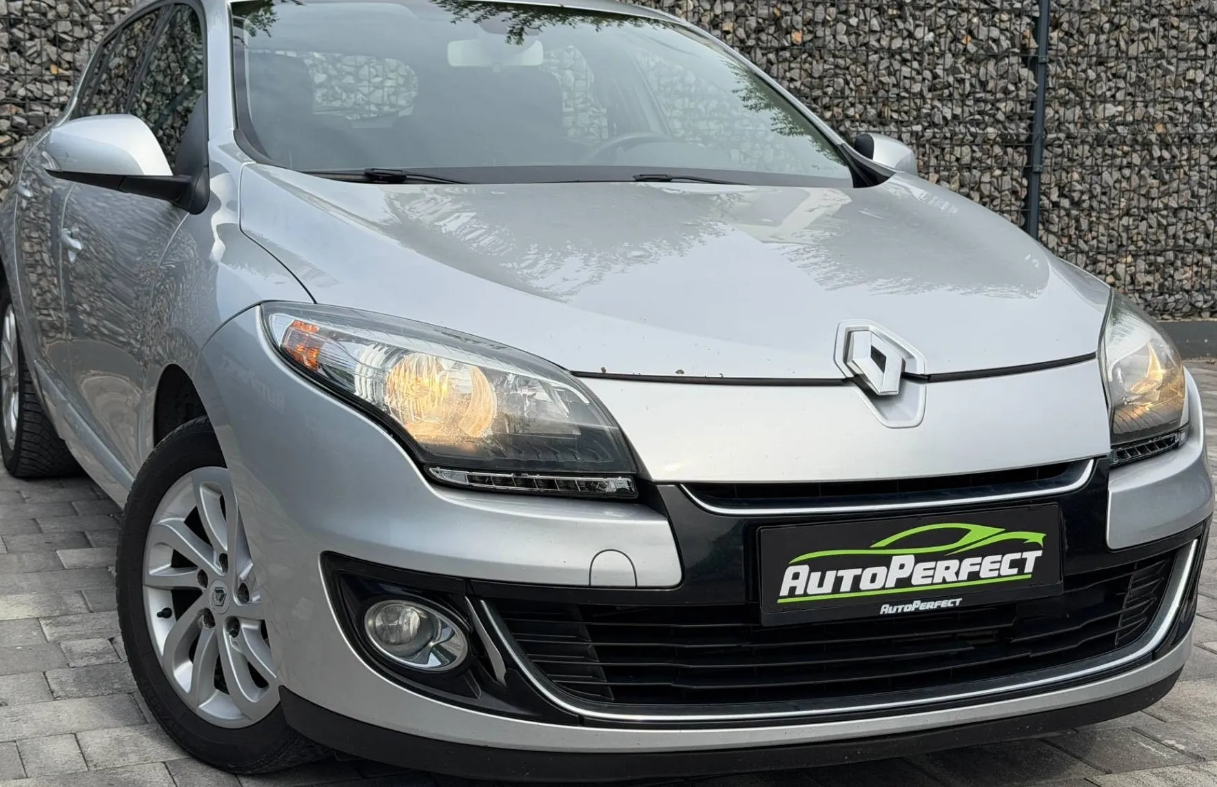 Zunanja slika - Renault Mégane - Megane Berline 1.5 dCi |SLO|2 CON. KLIM.| - 1