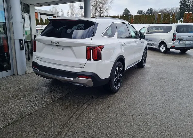 Zunanja slika - KIA Sorento - 2.2 TCi EX Limited Pano. AWD 8DCT 142kW - 5