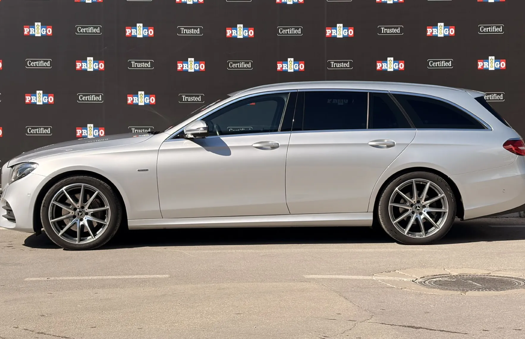 Zunanja slika - Mercedes-Benz E-Razred - E 220 d T AMG Line Avt. - 2