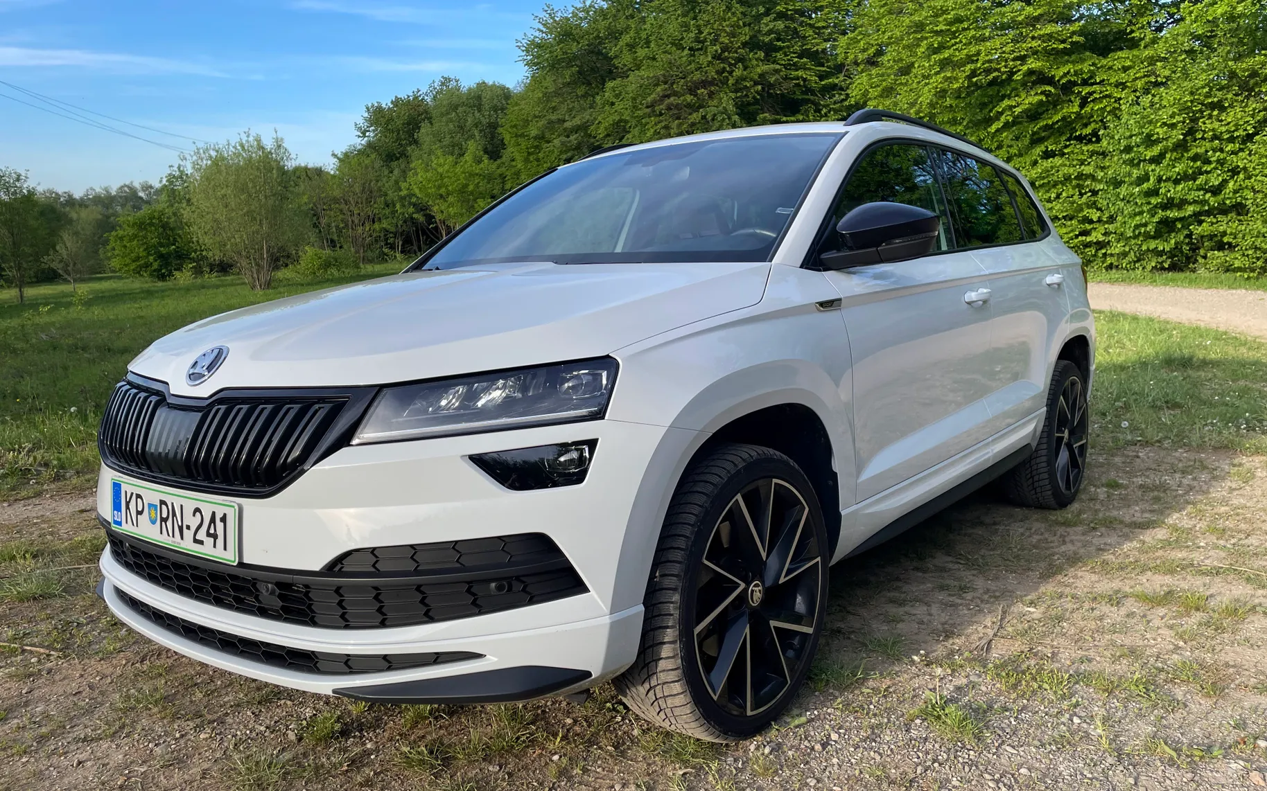 Zunanja slika - Škoda Karoq - 1,5 TSI ACT Sportline DSG - 4
