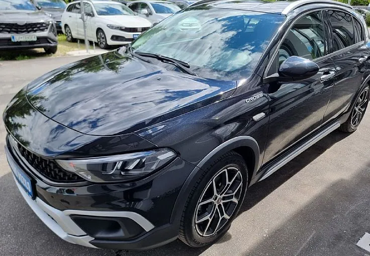 Zunanja slika - Fiat Tipo - 1.0 GSE T3 Cross - 4