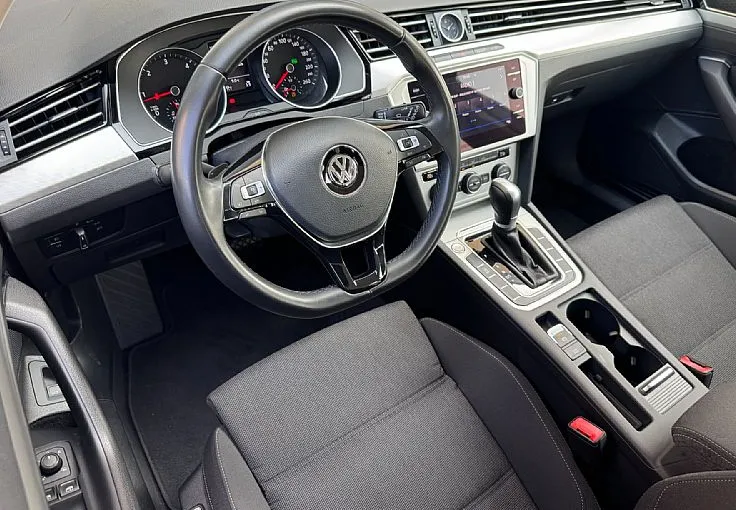 Zunanja slika - Volkswagen Passat - Variant 2.0 TDI Comfortline avt.-RADAR-SENZORJI-KREDIT - 7