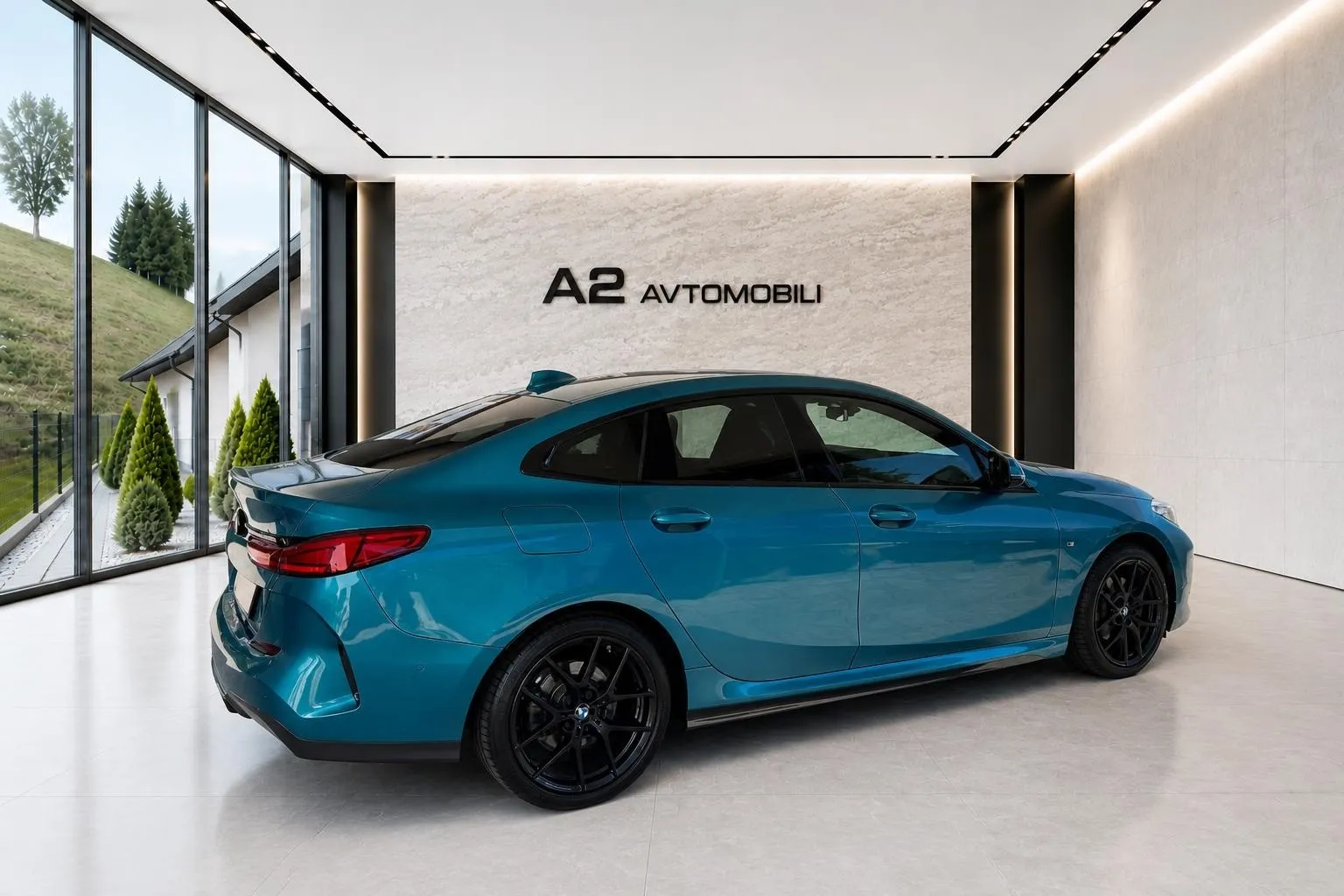 Notranja slika - BMW serija 2 Gran Coupe: - 218i aut M sport- PERFORMANCE SEDEŽI-HEAD UP-KAM- - 12