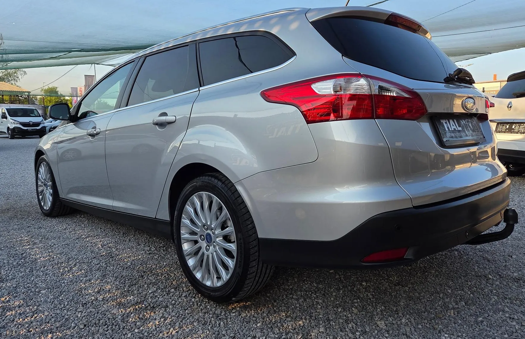 Zunanja slika - Ford Focus - Karavan 2.0TDCi Titanium NAVI-LED 2XPDC-KAMERA-ALU - 7