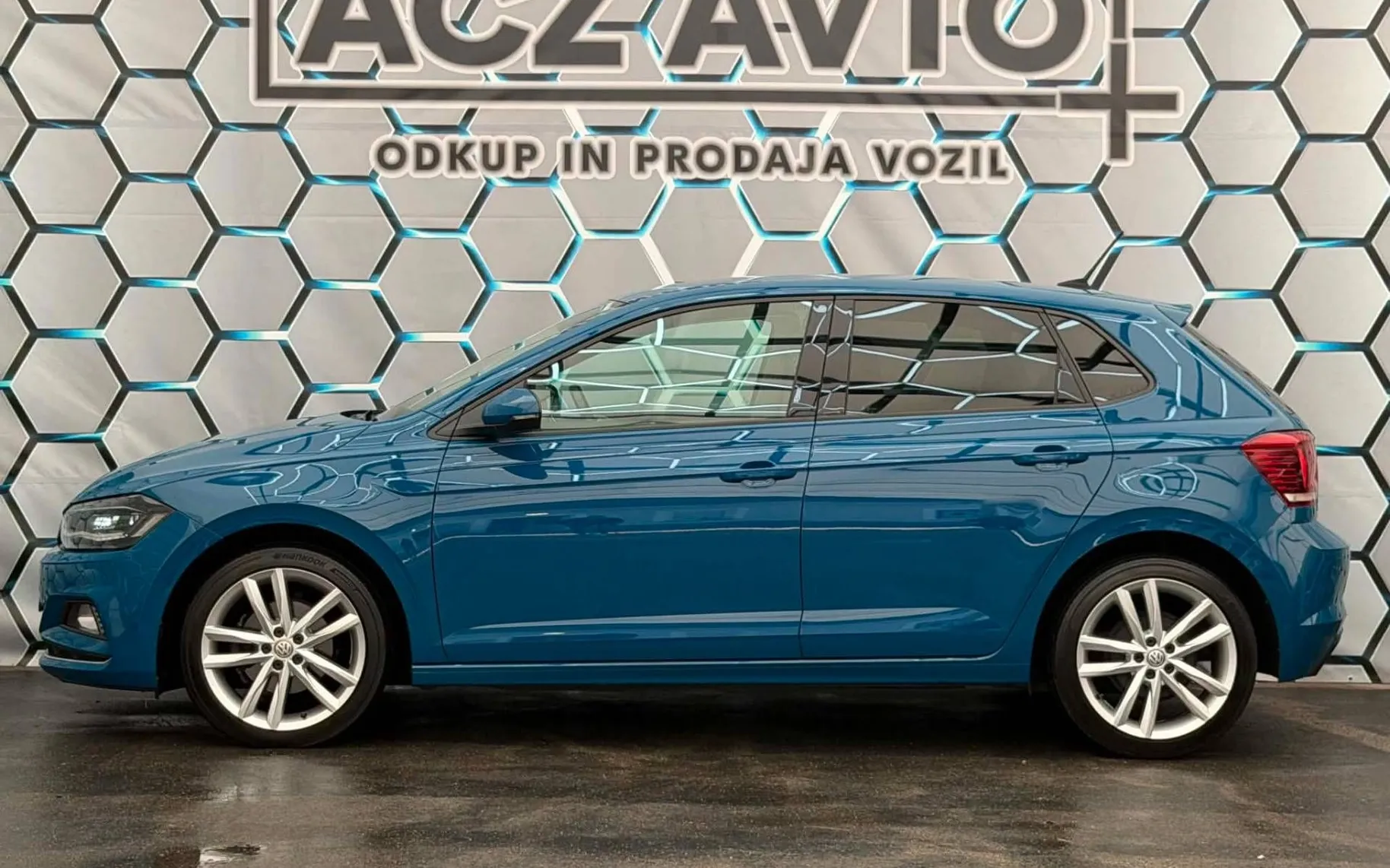 Notranja slika - Volkswagen Polo - 1.6 TDI•ACC RADAR•FUL LED•BEATS•NAVIGACIJA•PDC• - 7