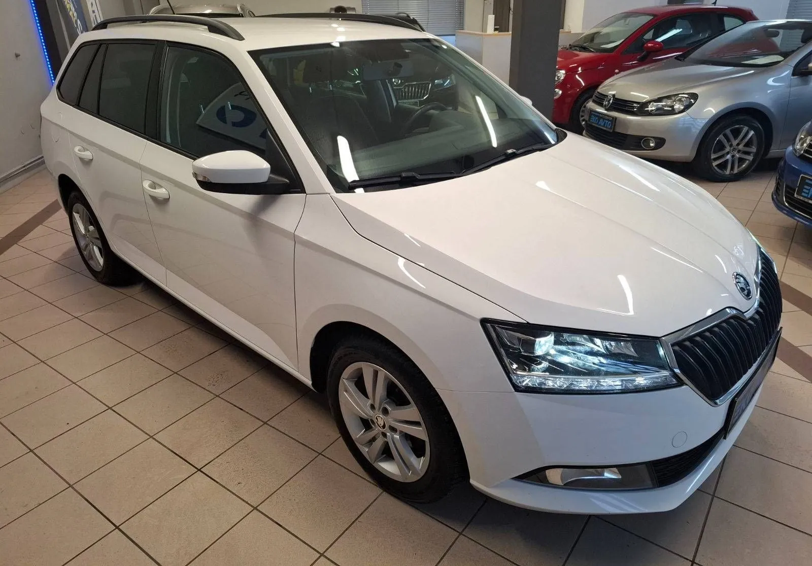 Zunanja slika - Škoda Fabia - Combi 1.0 TSI 70kW FUL LED-PDC-SLO-1LASTNIK- - 3