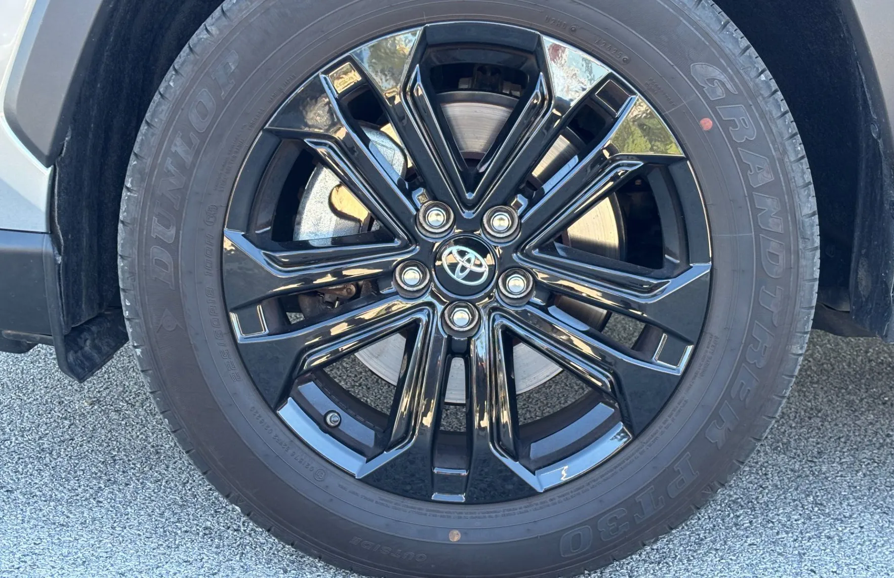 Zunanja slika - Toyota RAV4 - Hybrid AWD 2.5 Elegant Tech - 13