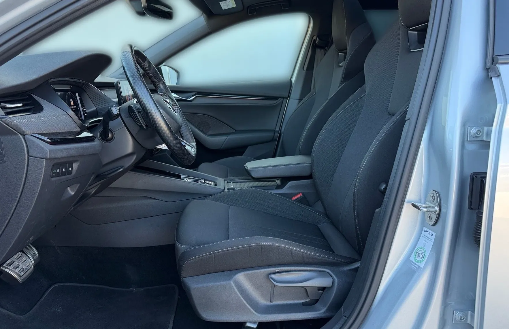 Zunanja slika - Škoda Octavia - Combi 2.0 TDI Sportline DSG-Panorama-Vlečna klju.. - 6