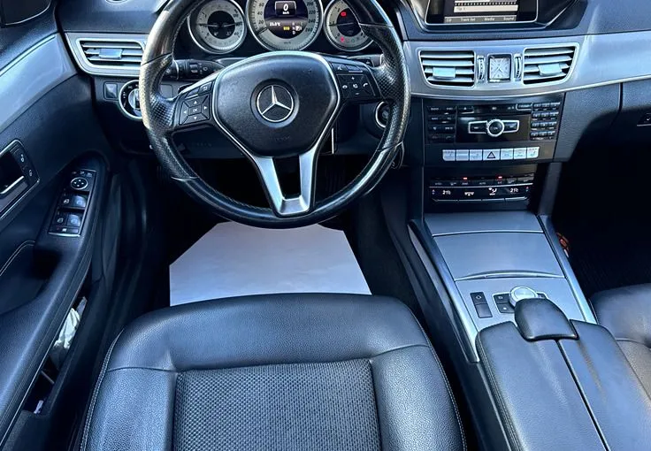 Zunanja slika - Mercedes-Benz E-Razred - E 220 BlueTEC Navi Usnje LED F1 BT Temp Park SZ - 8