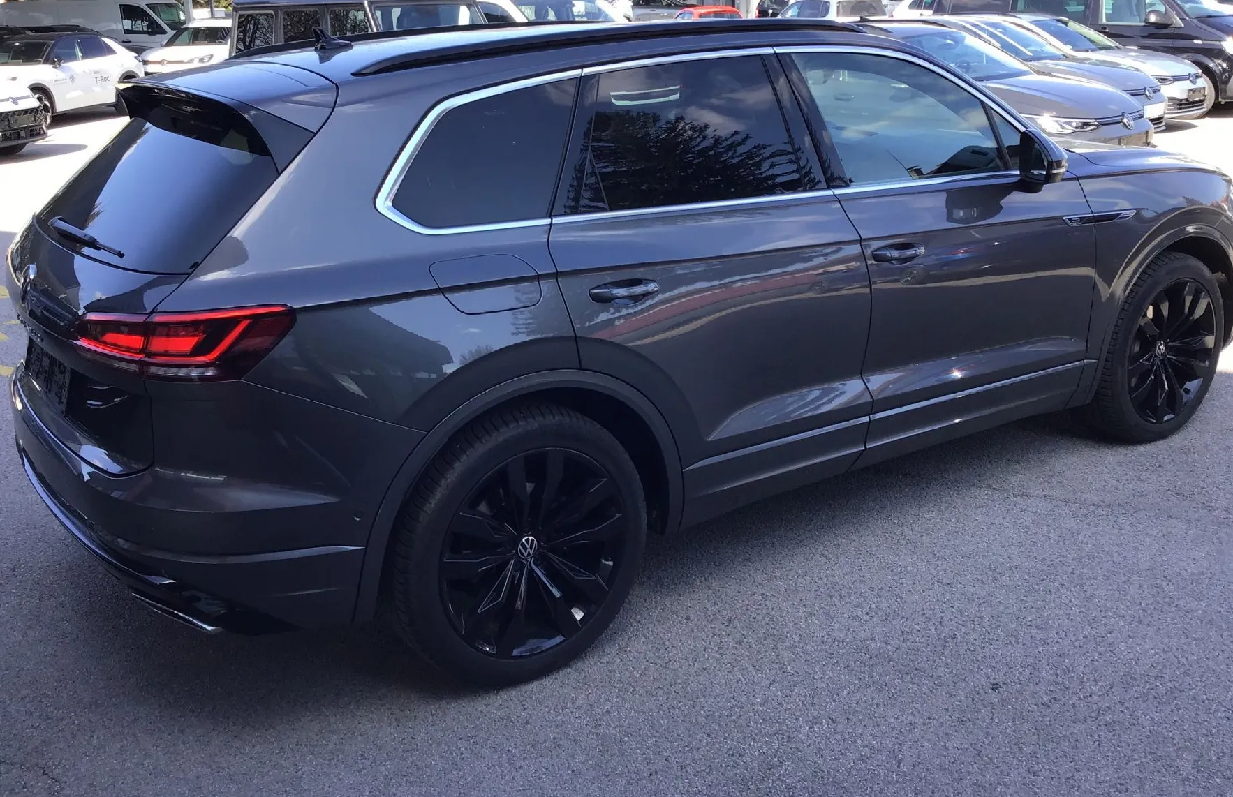 Zunanja slika - Volkswagen Touareg - V6 TDI BMT R-Line 210  285 - 3