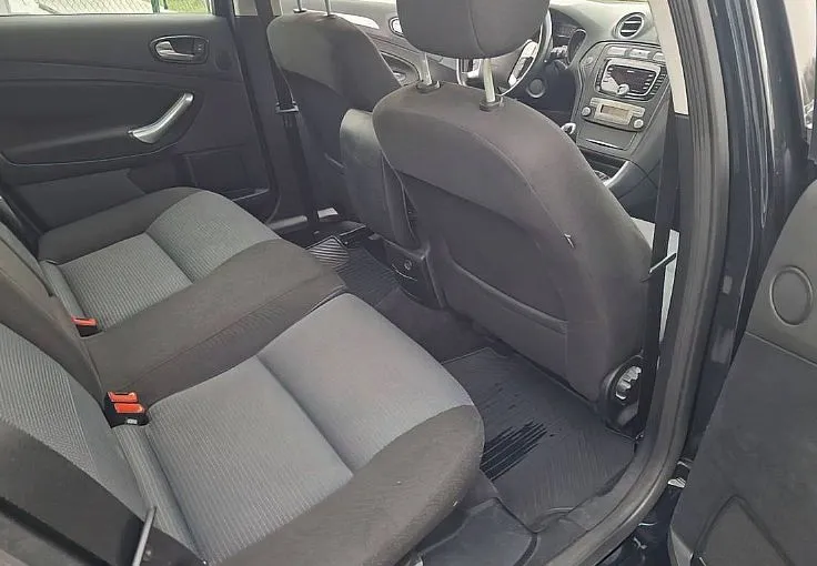 Zunanja slika - Ford Mondeo - 2.0 B 145 KM UREDIMO HITRI KREDIT CCA 10 MIN - 11
