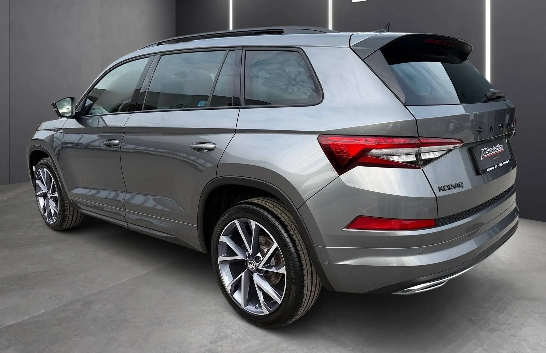 Zunanja slika - Škoda Kodiaq - Sportline 2.0 TDI 110kW DSG-Panorama-Matrix-Usnje - 4