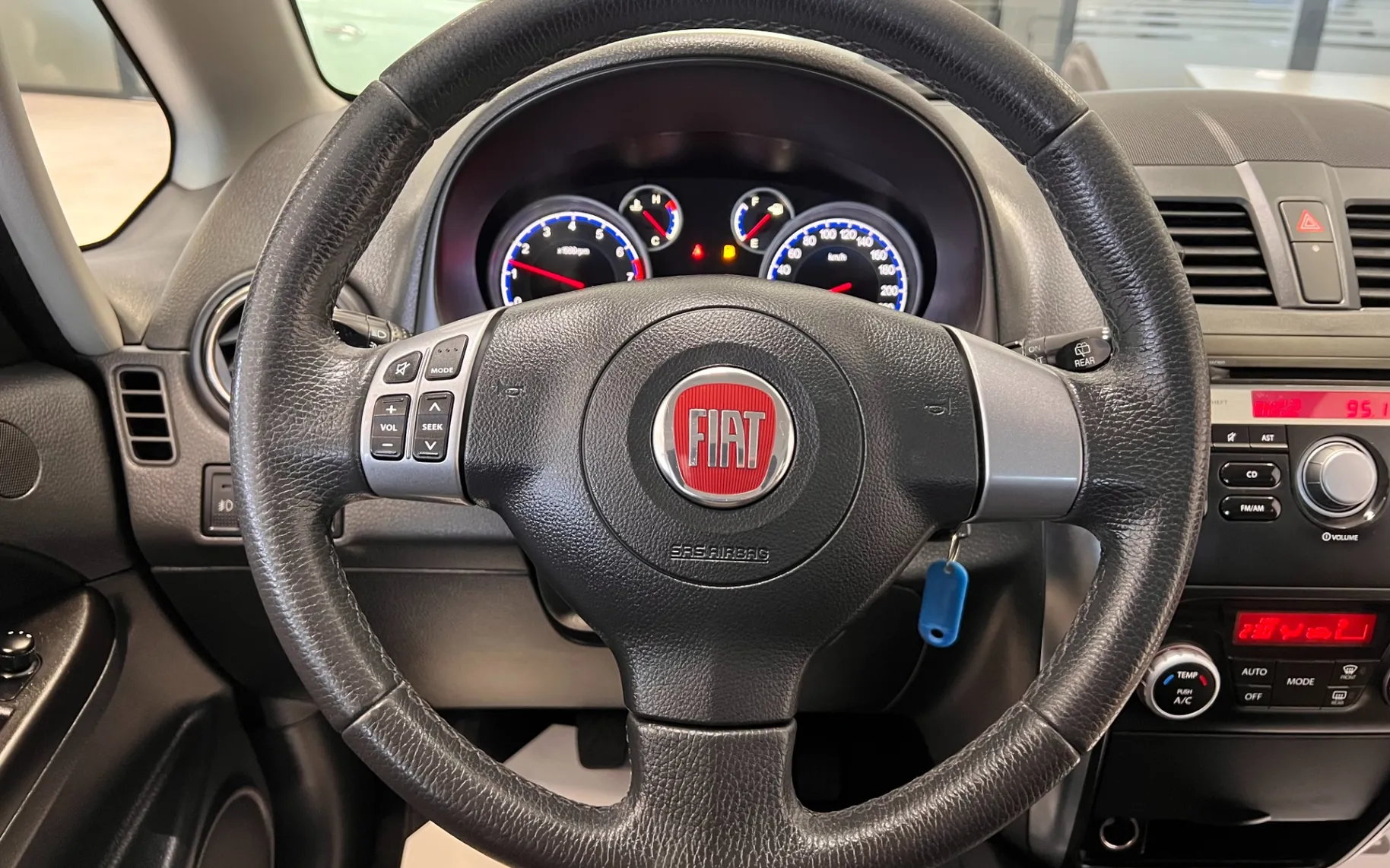 Zunanja slika - Fiat Sedici - 4x4 1,6 16V Emotion - 13