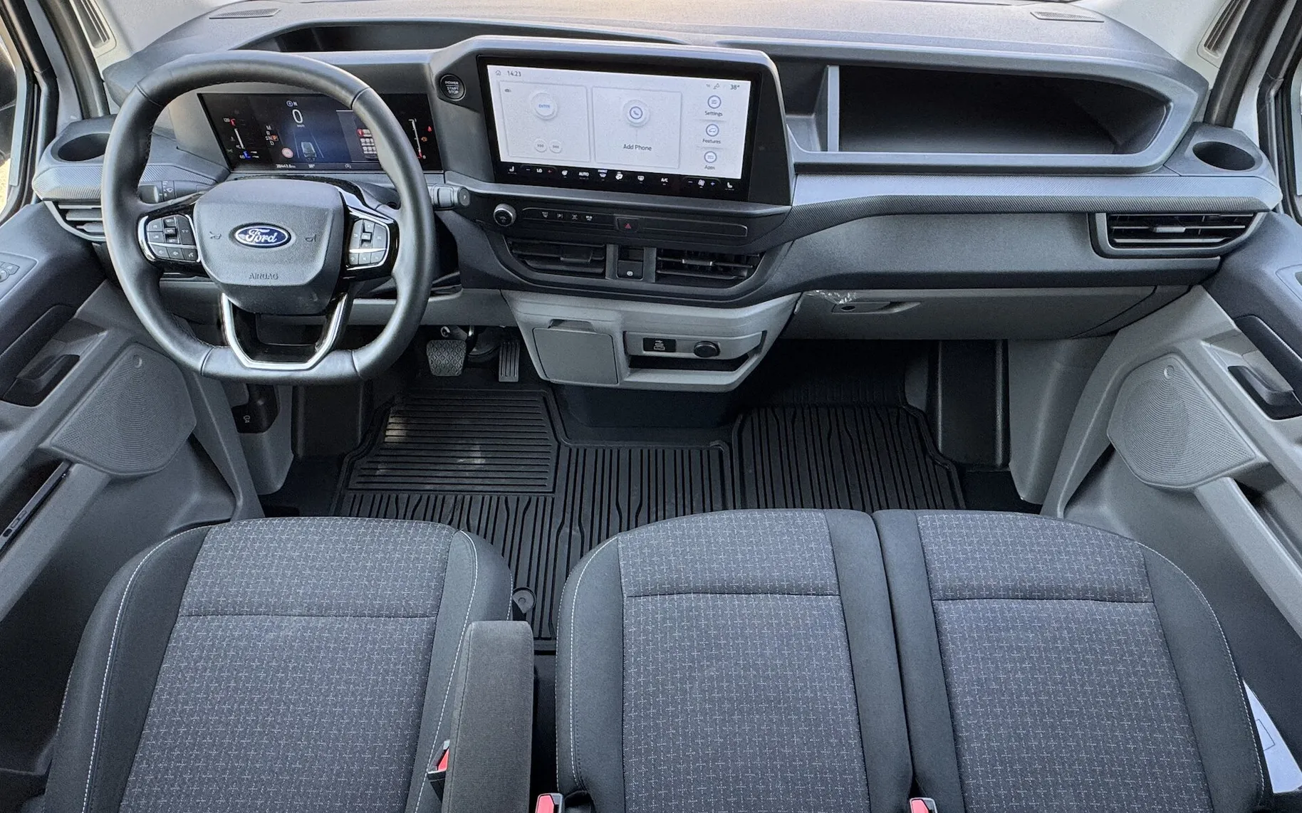Zunanja slika - Ford Transit Custom - Kombi 320 2.0 TDCi L2H1  DMR  Trend AVT 4X4 SLO - 12