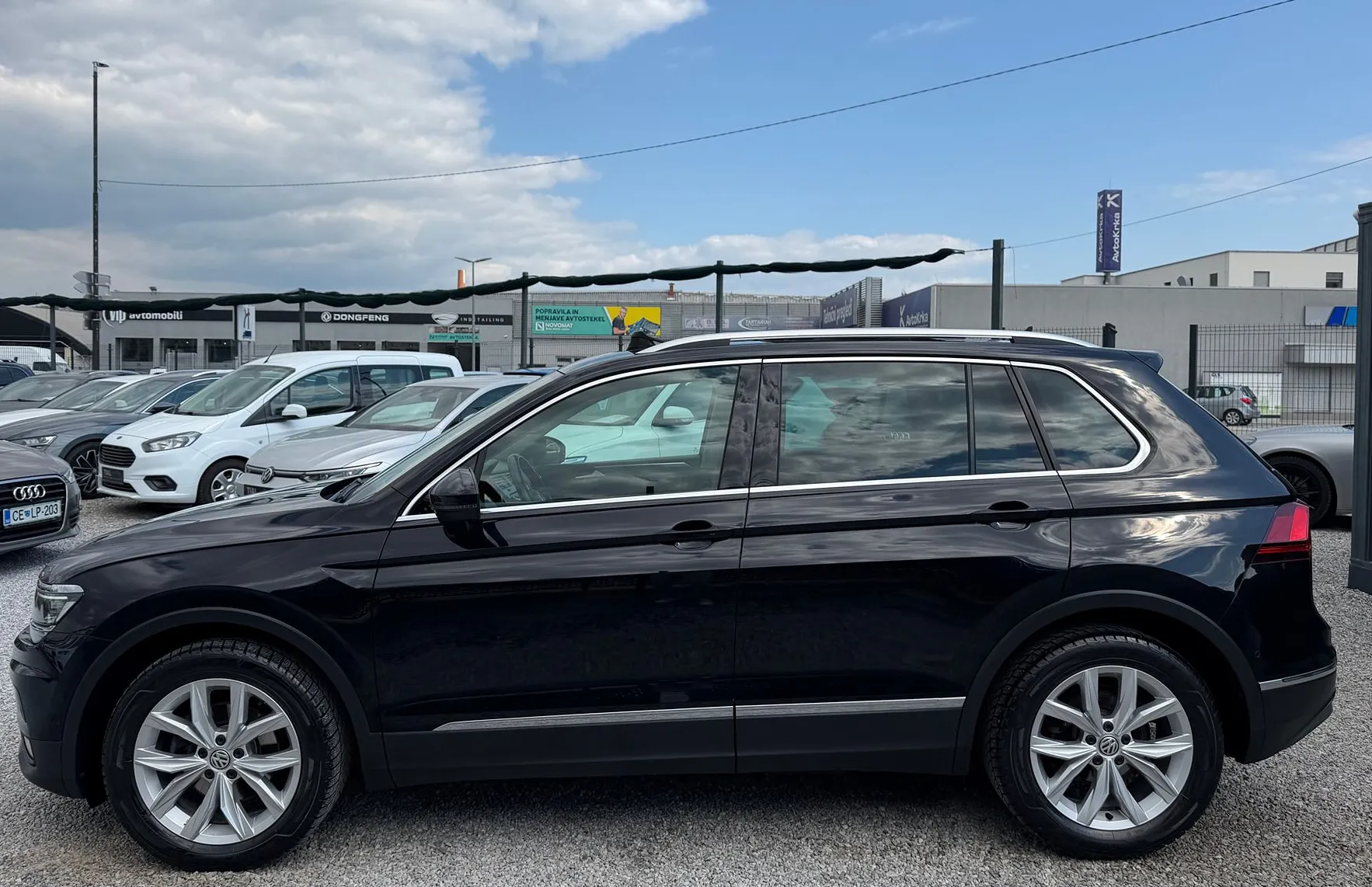 Zunanja slika - VW Tiguan - 2.0 TDI HIGHLINE-VIRTUAL-PANORAMA-NAVI-ACC-VEL.SER - 4