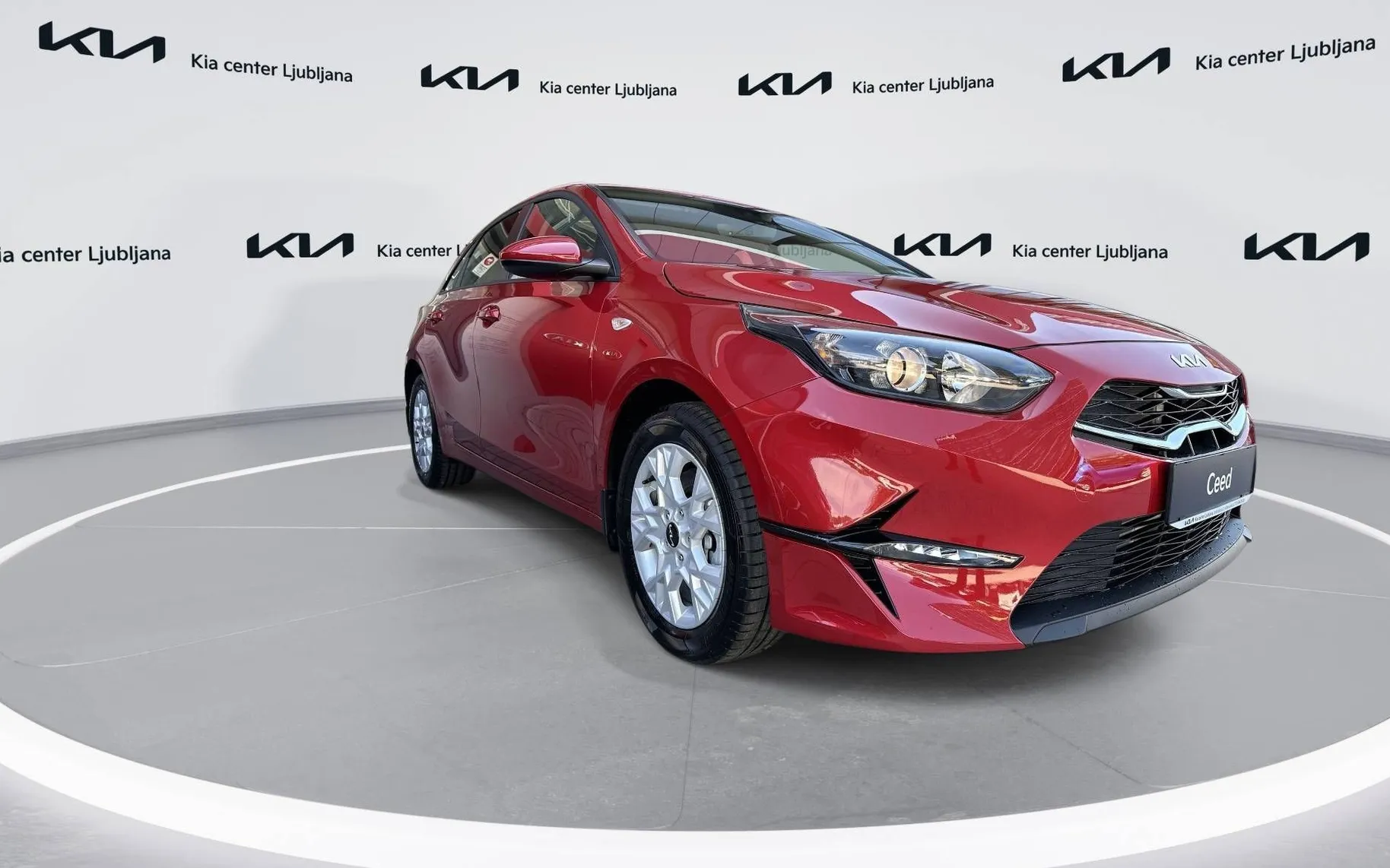 Zunanja slika - KIA Ceed - 1.0 T-GDi EX Champion + ISG. M T - 2