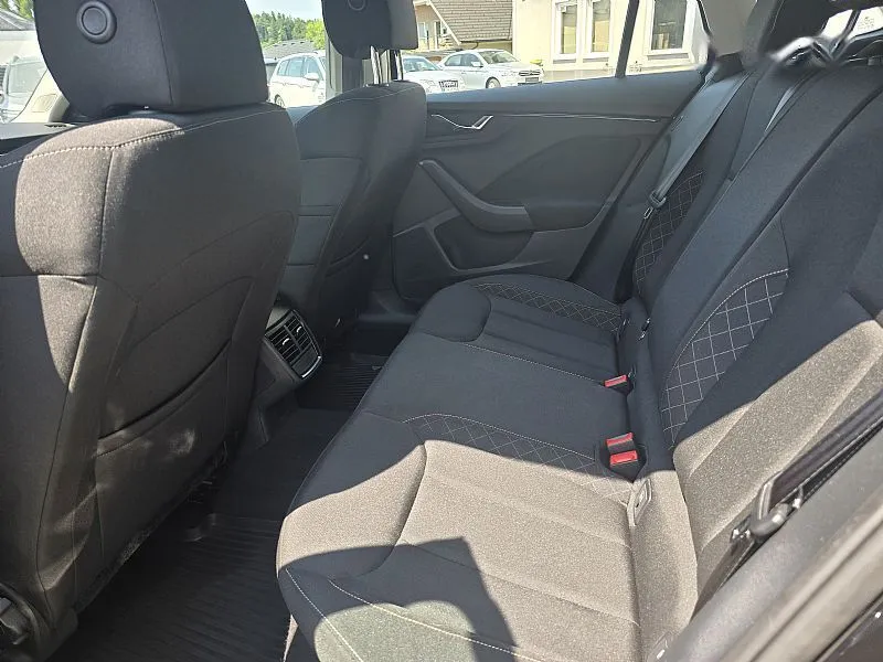 Zunanja slika - Škoda Scala - 1.0 TSI 81 kW - SLO. - 1. LASTNIK - - 12