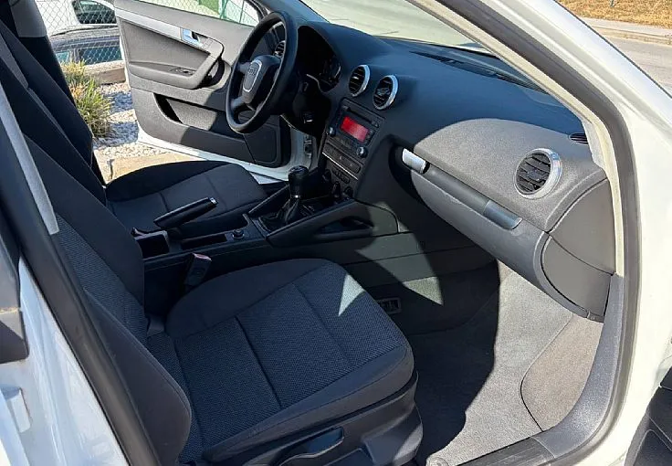 Zunanja slika - Audi A3 - 1.6 Temptation KLIMA ZELO LEPO OHRANJEN - 10