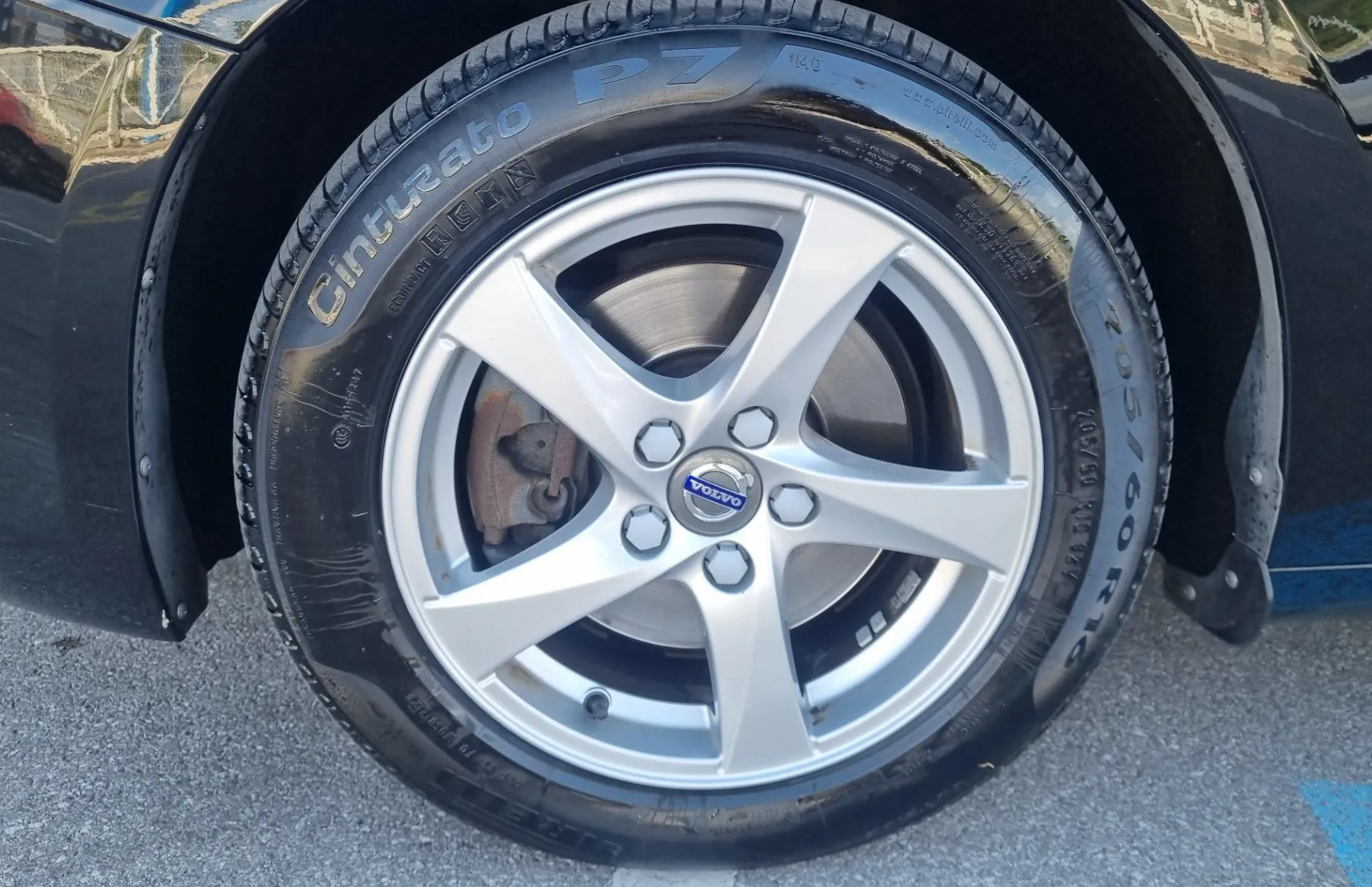 Zunanja slika - Volvo V60 - 2.0 TD - VLEČNA KLJUKA +NAVIGACIJA+PDC+TEMPOMAT... - 15