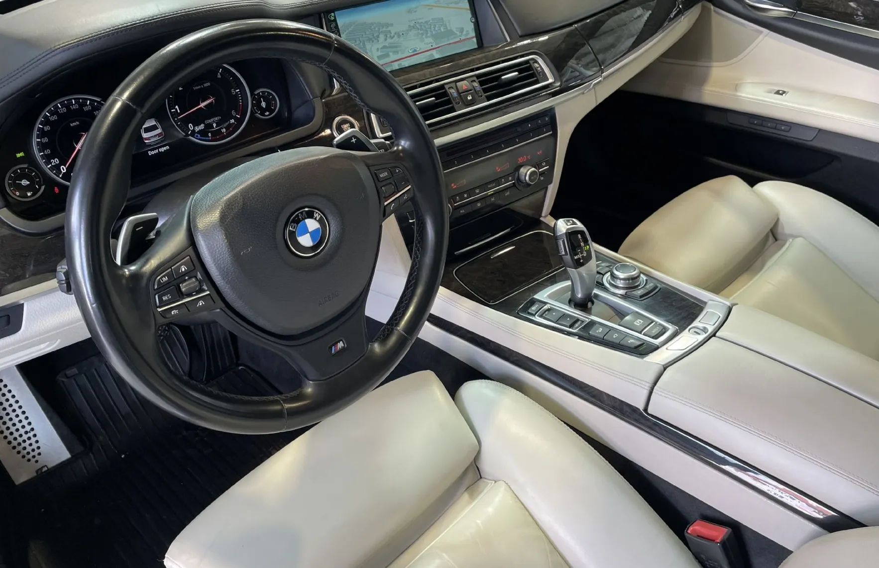 Zunanja slika - BMW Serija 7 - : 750d-xDrive-M OPTIK-NAVIGACIJA-INDIVIDUAL-MEMORY - 6