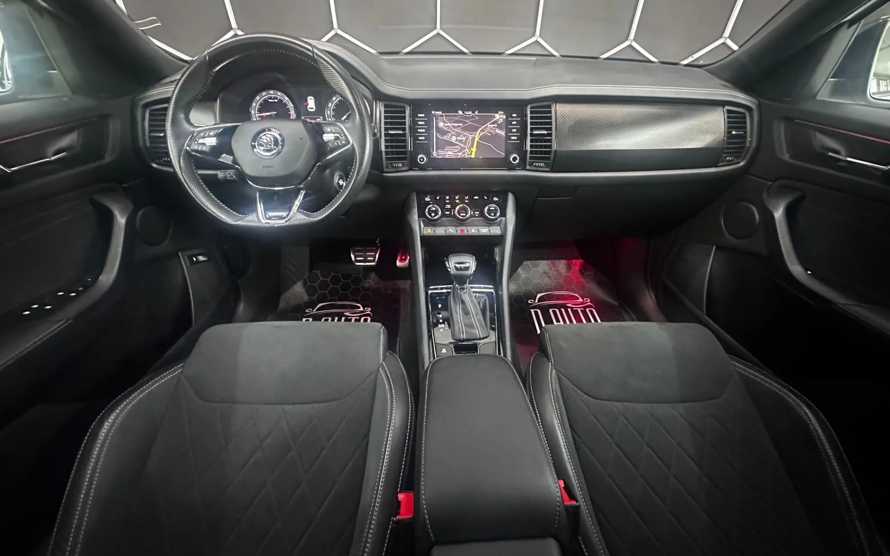 Notranja slika - Škoda Kodiaq - 2.0 TDI Sportline DSG - SLO. VOZILO - 1.LASTNIK - 8