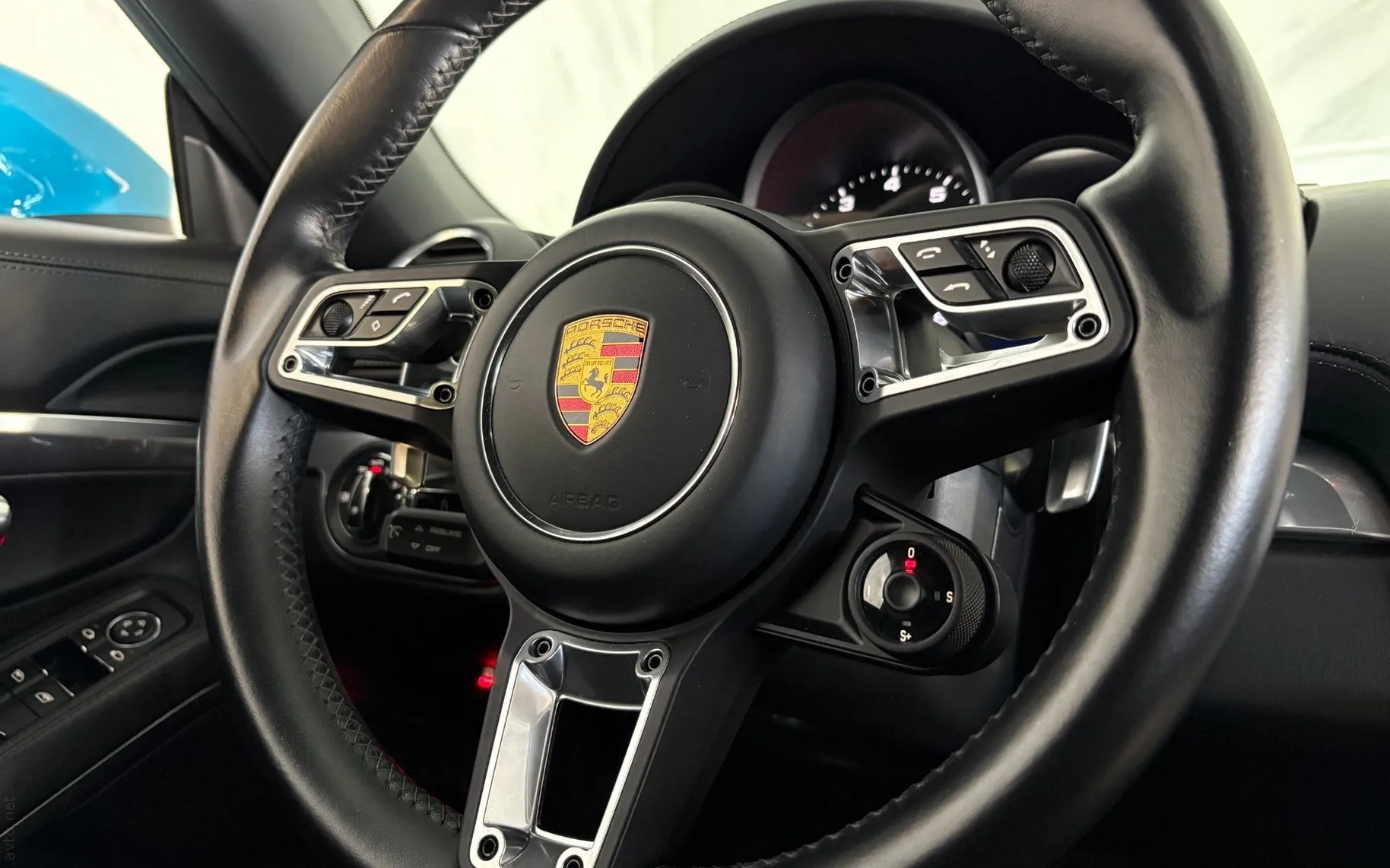 Notranja slika - Porsche 718 Boxster - Hlaj - Bose - PDC - Chrono - Temp - Gretje - 10
