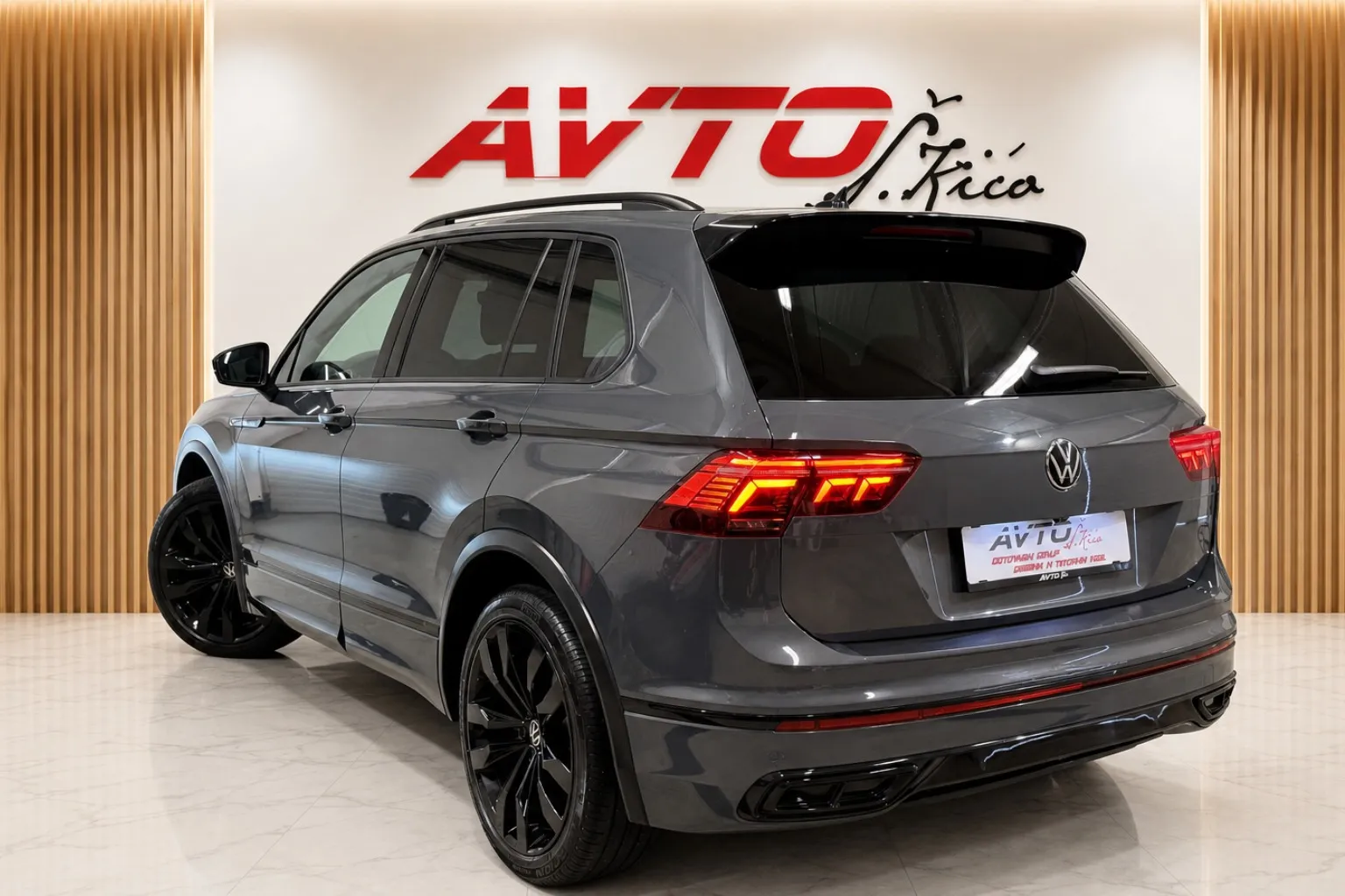 Zunanja slika - VW Tiguan - 2.0 TDI-4X4-R-LINE-ACC-VIRTUAL-IQ-KAMERA-NAVI-F1.. - 3