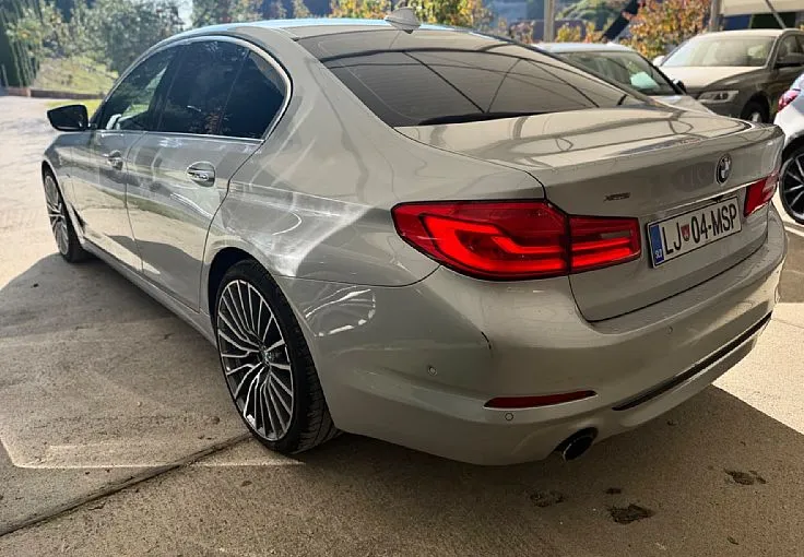 Zunanja slika - BMW Serija 5 - : 530d xDrive FULLED SIBEDAH MEMORY 360 RADAR - 6