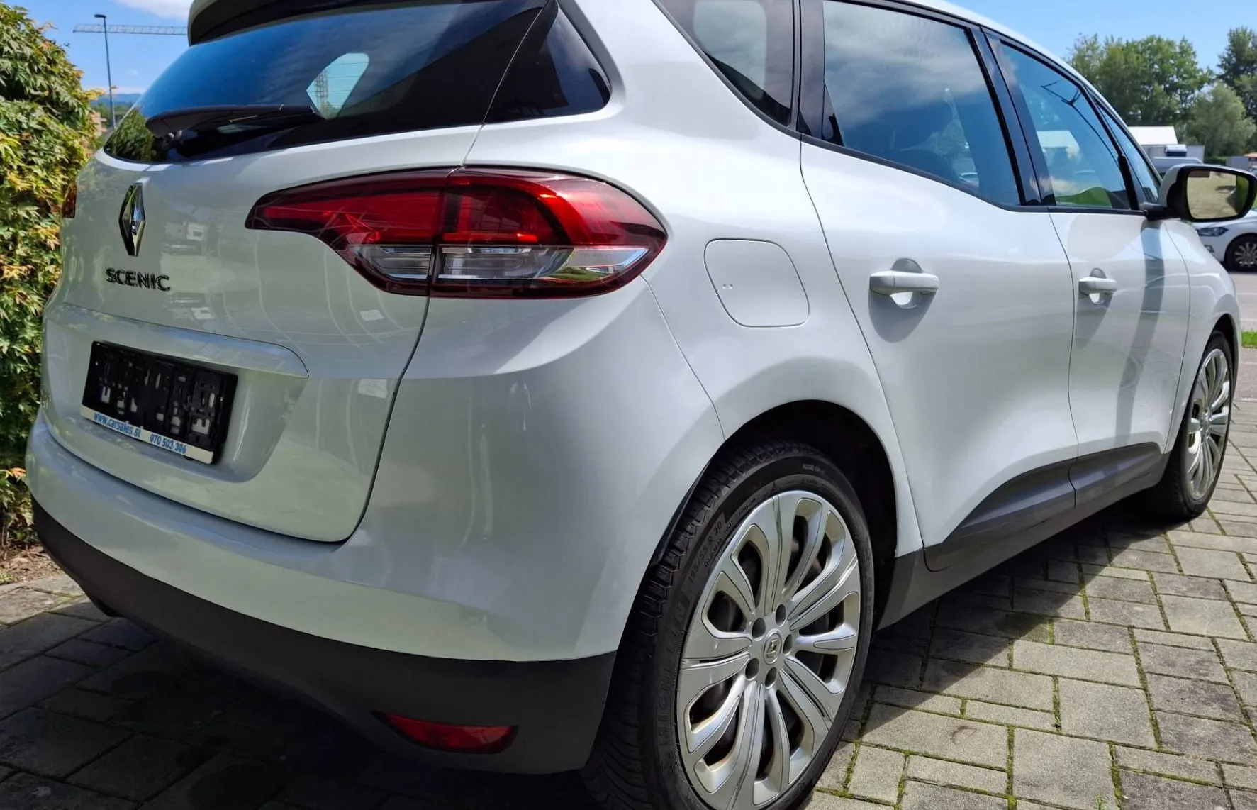 Zunanja slika - Renault Scénic - Scenic INTENS Blue dCi 120 - 5