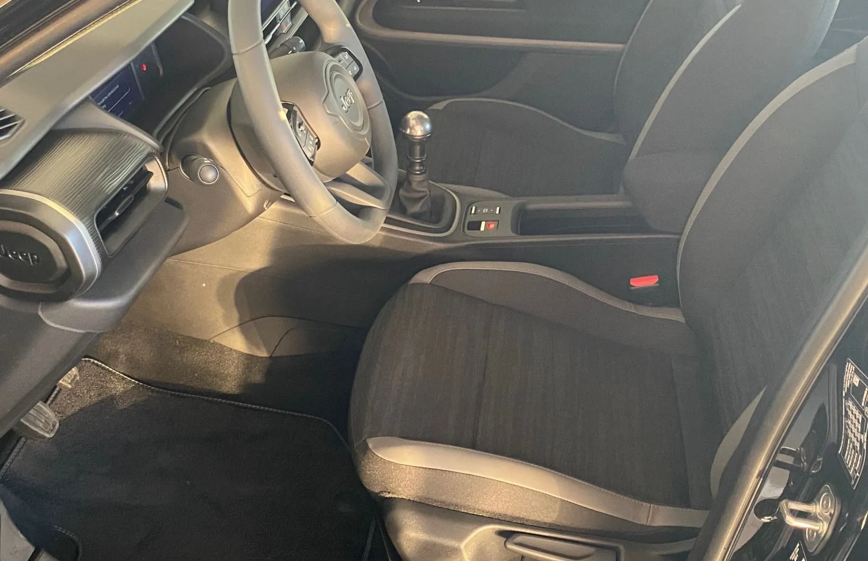 Zunanja slika - Jeep Avenger - Longitude 1.2 GSE 100 - 6