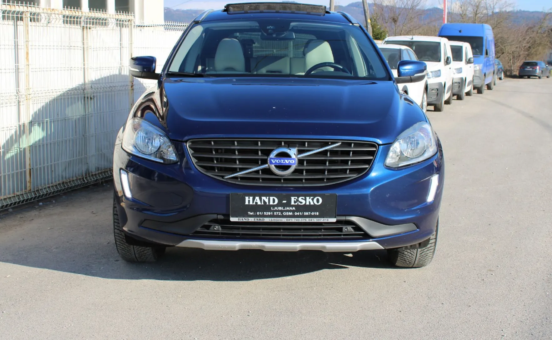 Zunanja slika - Volvo XC60 - D4 AUTO Ocean Race-NAVI-ALU-PDC-GR.SEDEŽEV - 2
