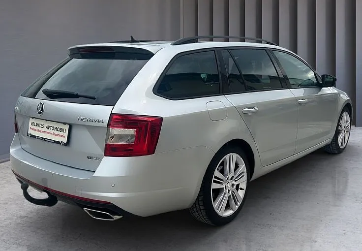 Zunanja slika - Škoda Octavia - Combi 2.0 TDI RS - 3