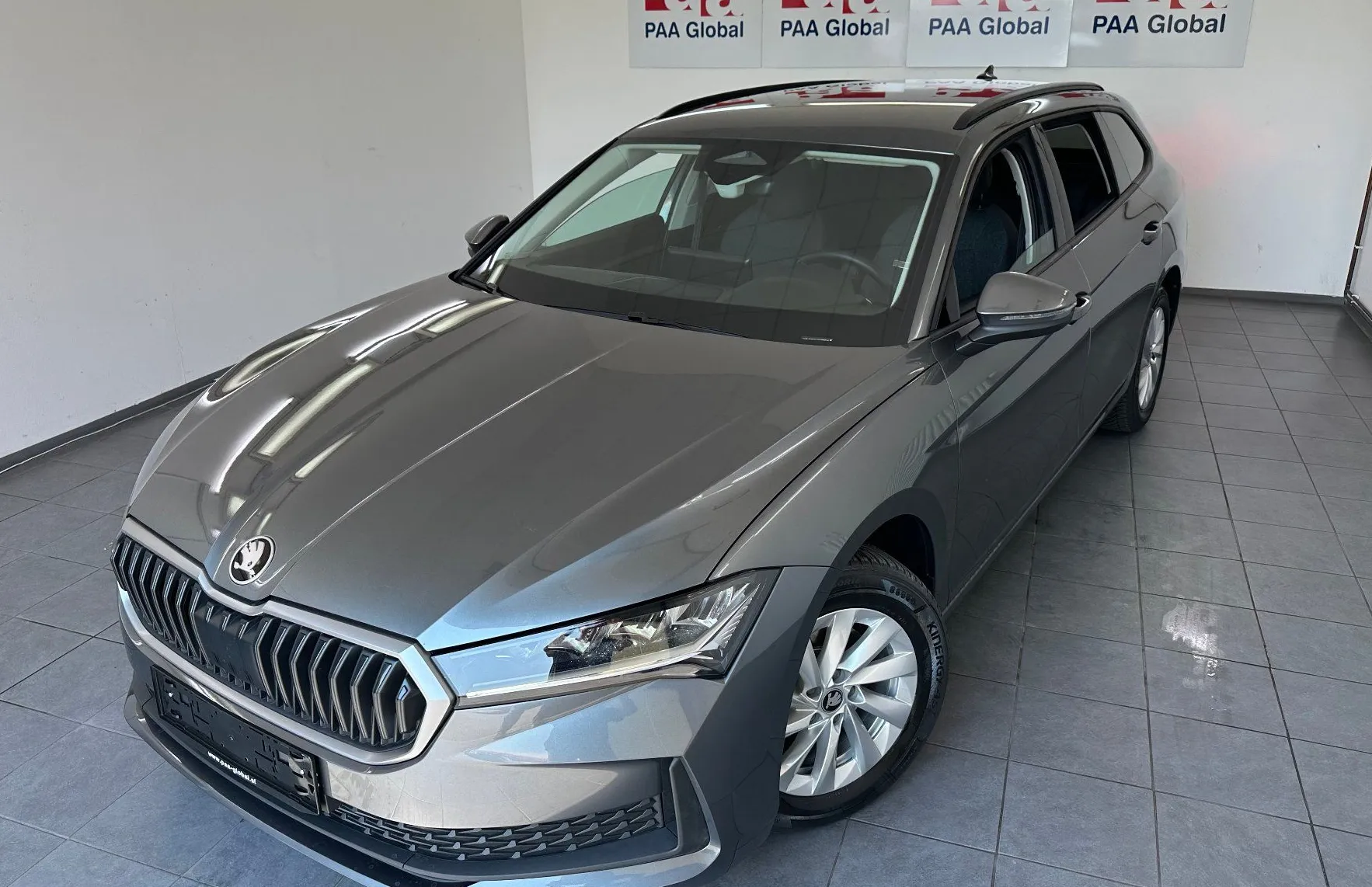 Zunanja slika - Škoda Superb - 1.5 TSI mHEV Essence DSG.LED.NAVI.GRE.SED.ACC.AUT - 1