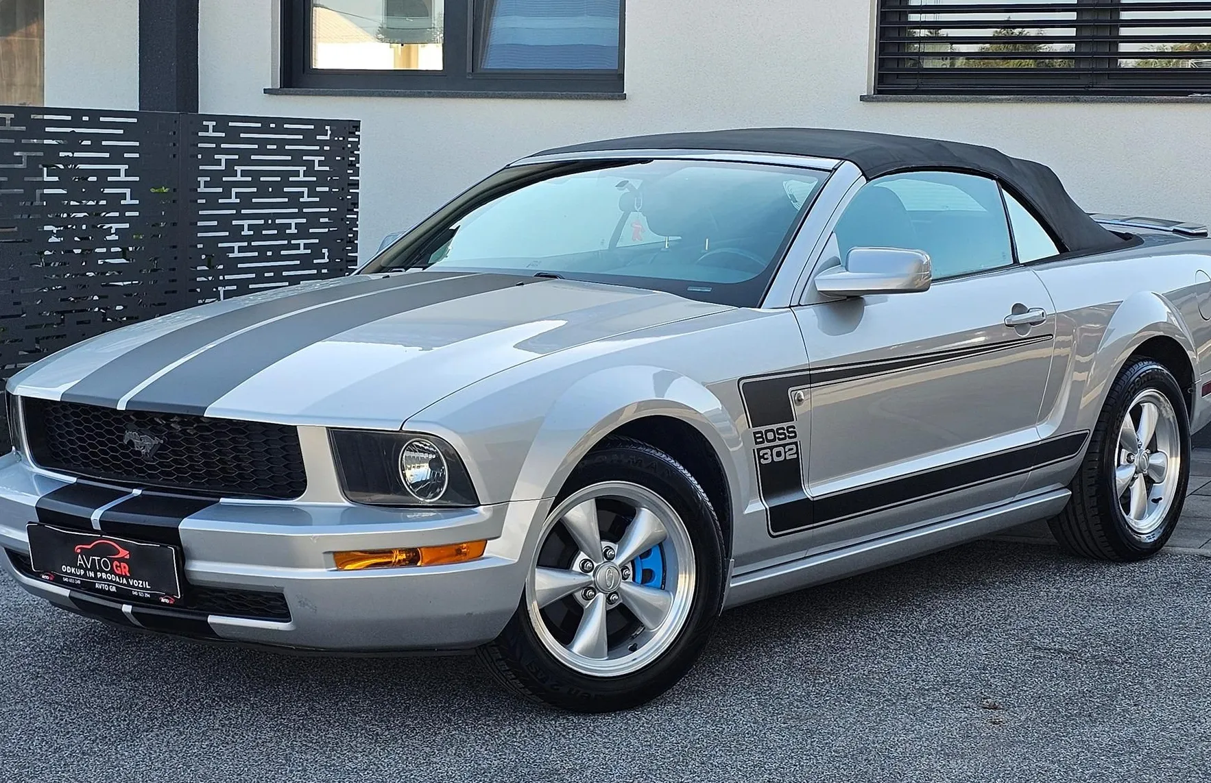 Zunanja slika - Ford Mustang - GT 4.6 CABRIO- AUTOMATIC-ODLIČEN-Le 125.000km - 19