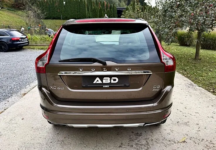Zunanja slika - Volvo XC60 - AWD D5 Summum AUT 1.LASTNIK KAMERA MEMORY VIRTUAL - 5