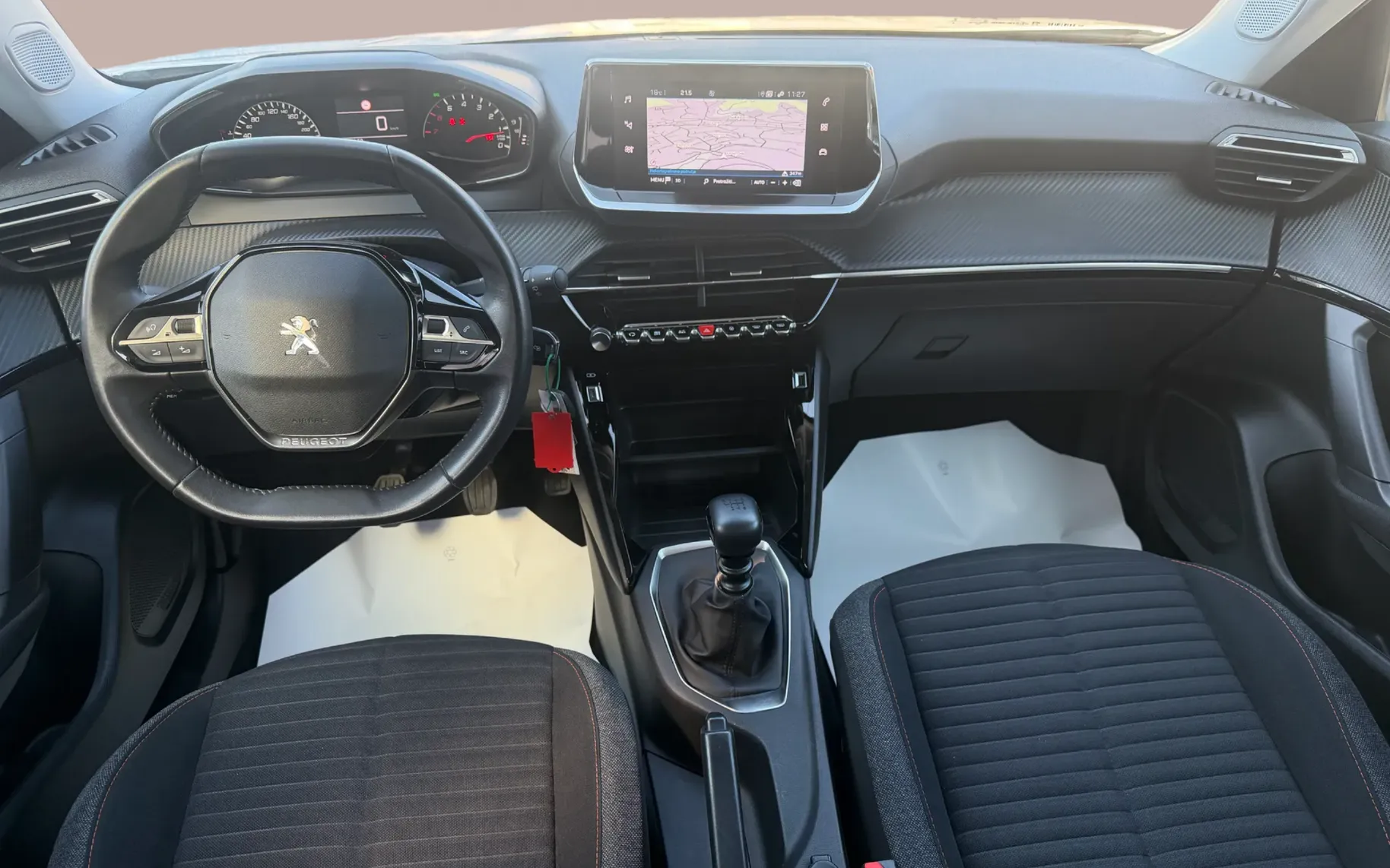 Zunanja slika - Peugeot 2008 - 1,5 BlueHDI 110 S&S - 10