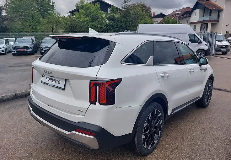 Zunanja slika - KIA Sorento - 2.2 TCi EX Limited Pano. AWD 8DCT 142kW - 4