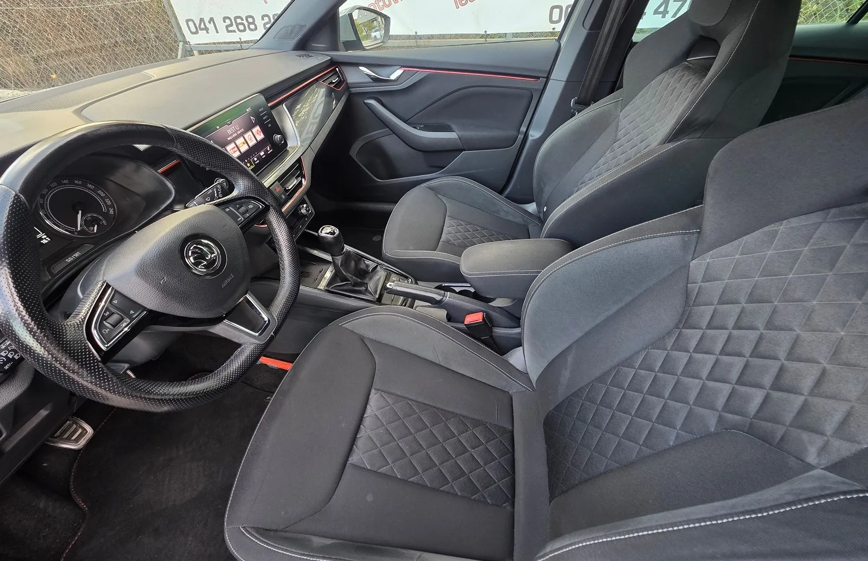 Zunanja slika - Škoda Scala - 1.0 TSI SPORT LED-KAMERA-ALU PLATIŠČA-1.LASTNIK - 10