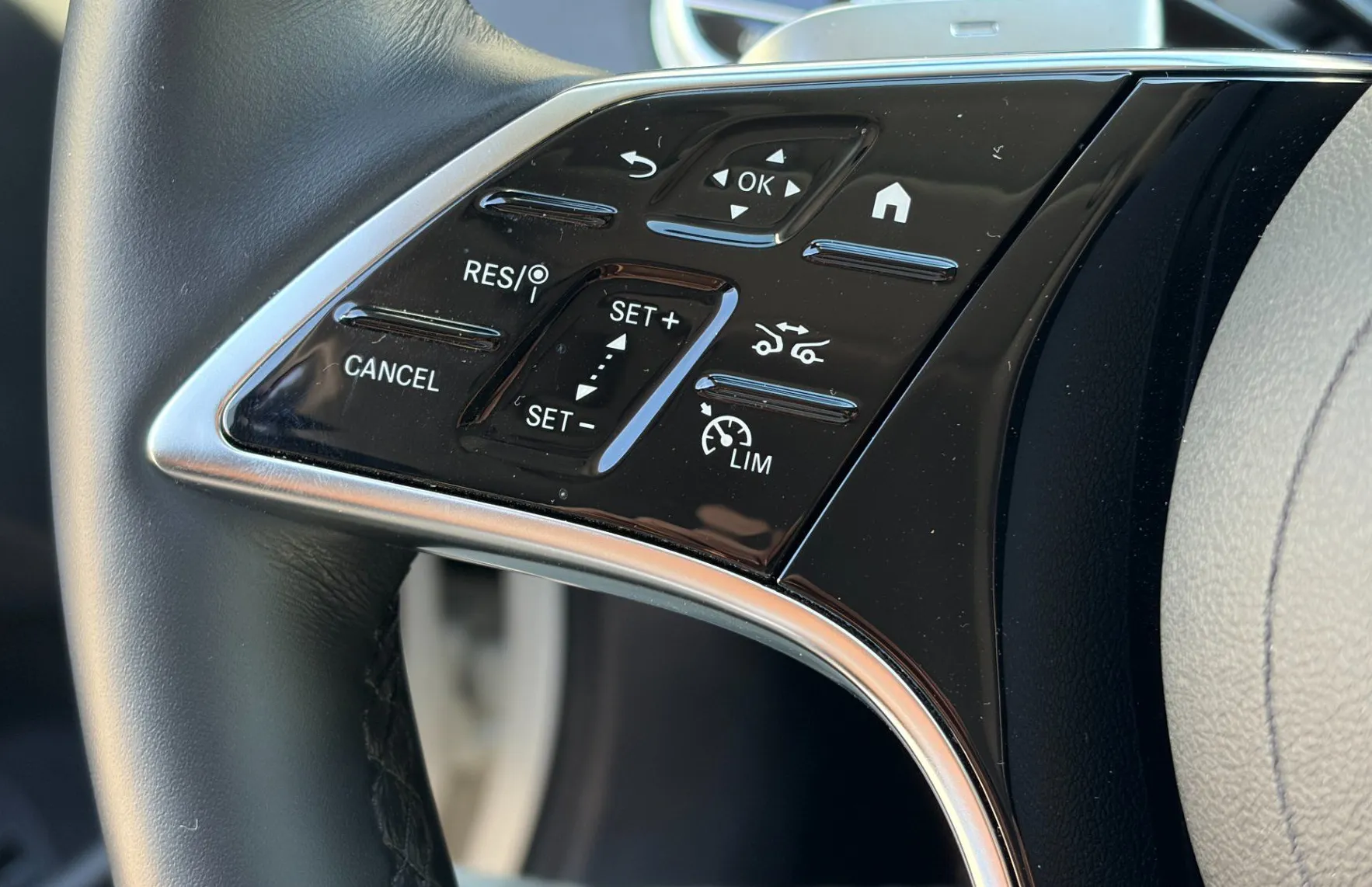 Zunanja slika - Mercedes-Benz E-Razred - E 300 de T 4MATIC All-Terain Avantgarde Avt. - 13