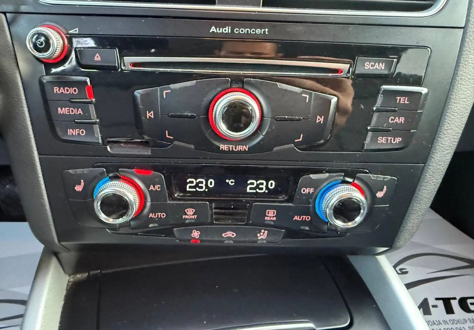 Notranja slika - Audi Q5 - quattro 2.0 TDI ROČNI VLEČNA KLJUKA - 9