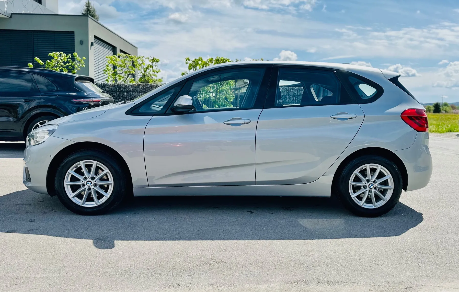 Zunanja slika - BMW Serija 2 - Active Tourer: 218d Aut.+SLOVENSKI+LED+ALU+PDC+NAKUP BRE - 2